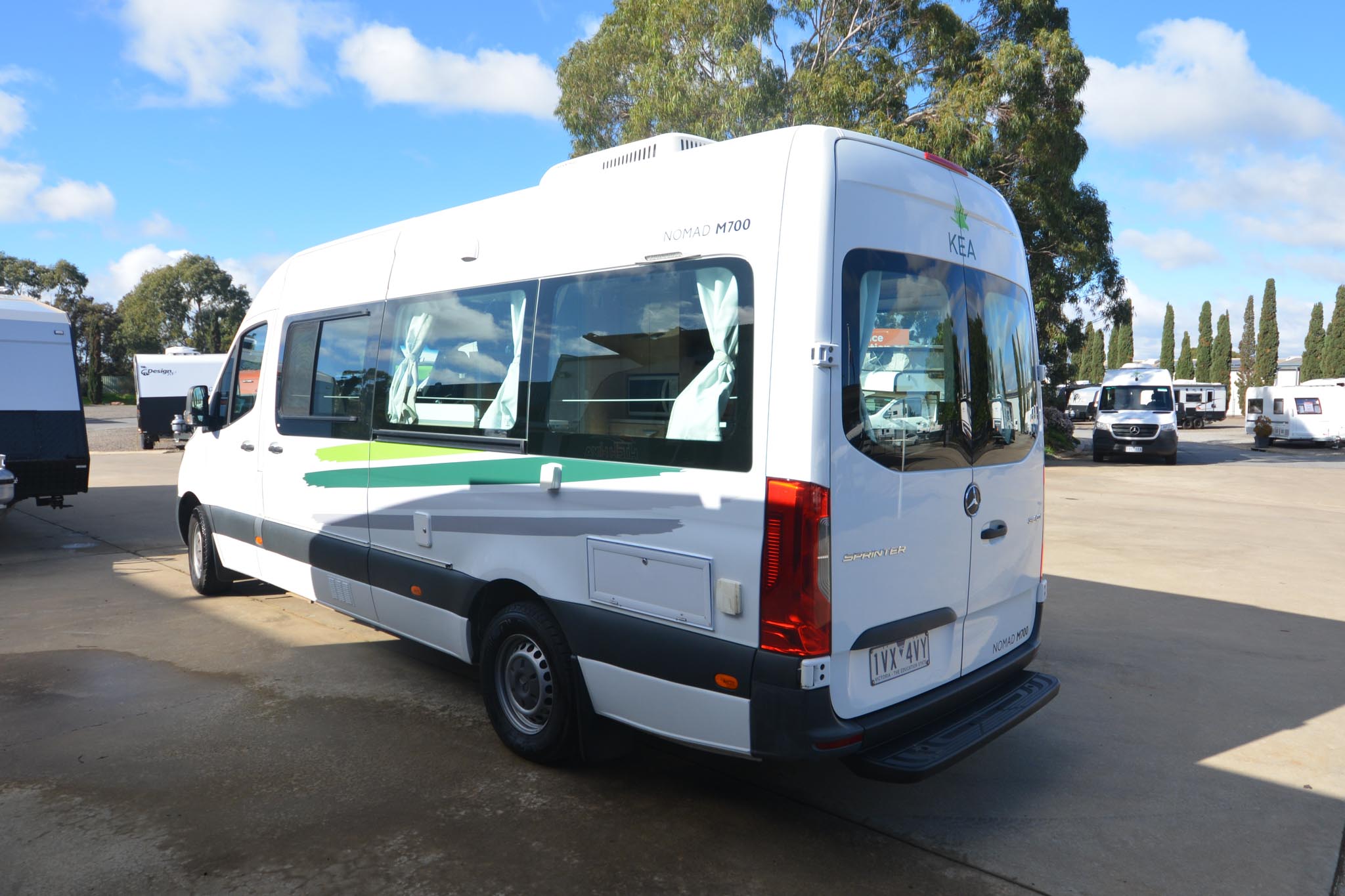 Carousel Popup Thumnails 7 - 2022 Kea Nomad M700 Mercedes 3 Berth