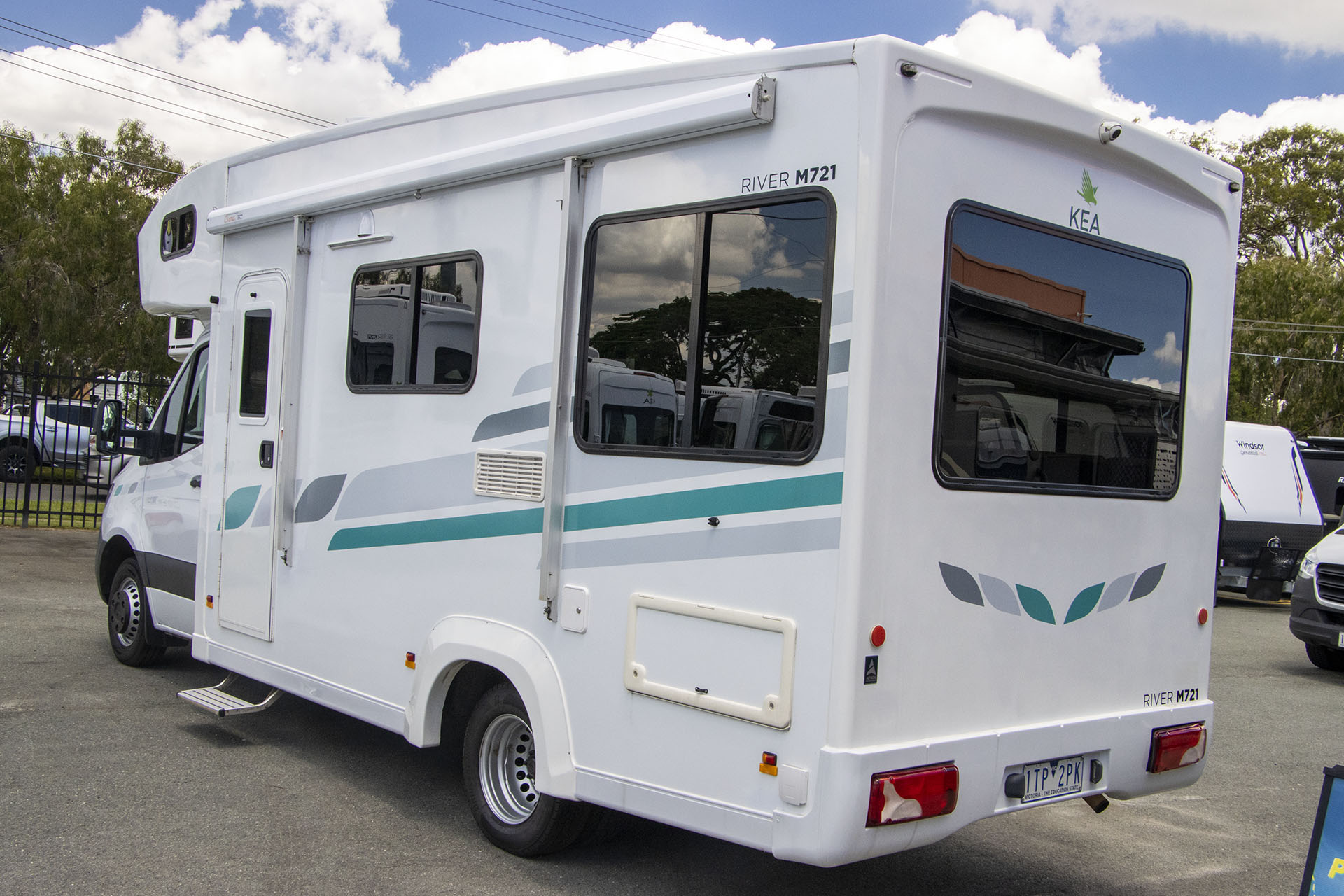 Carousel Popup Thumnails 7 - 2021 Kea River M721 Mercedes 6 Berth