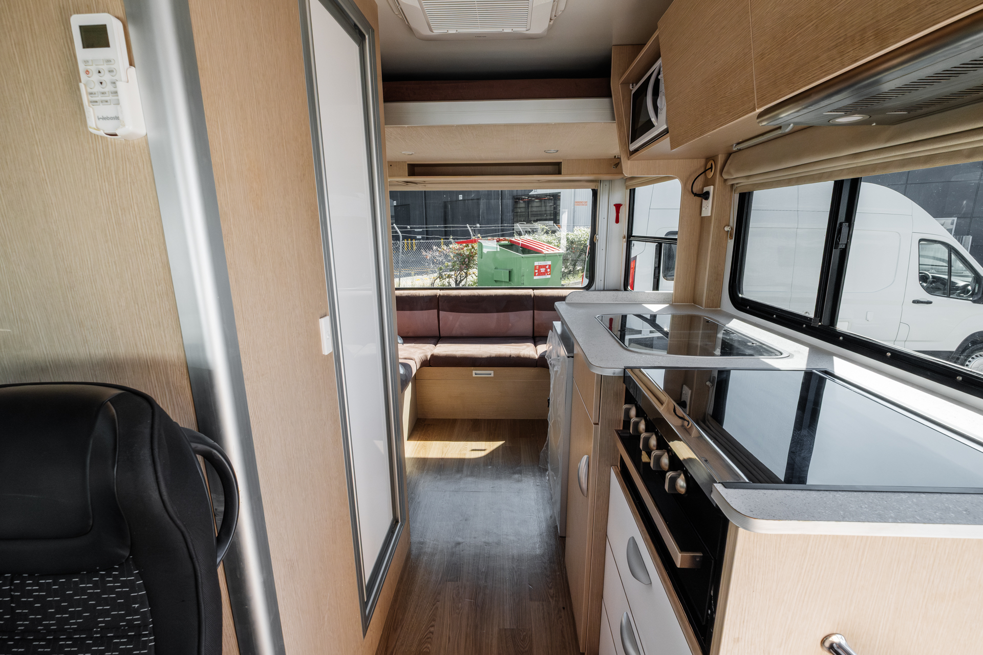 Carousel Popup Thumnails 24 - 2021 Kea Discovery M660 Mercedes 4 Berth