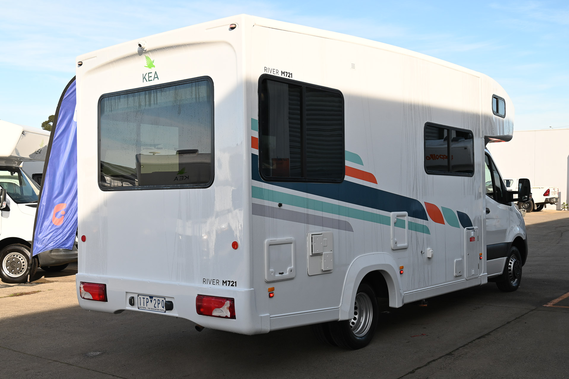 Carousel Popup Thumnails 9 - 2021 Kea River M721 Mercedes 6 Berth