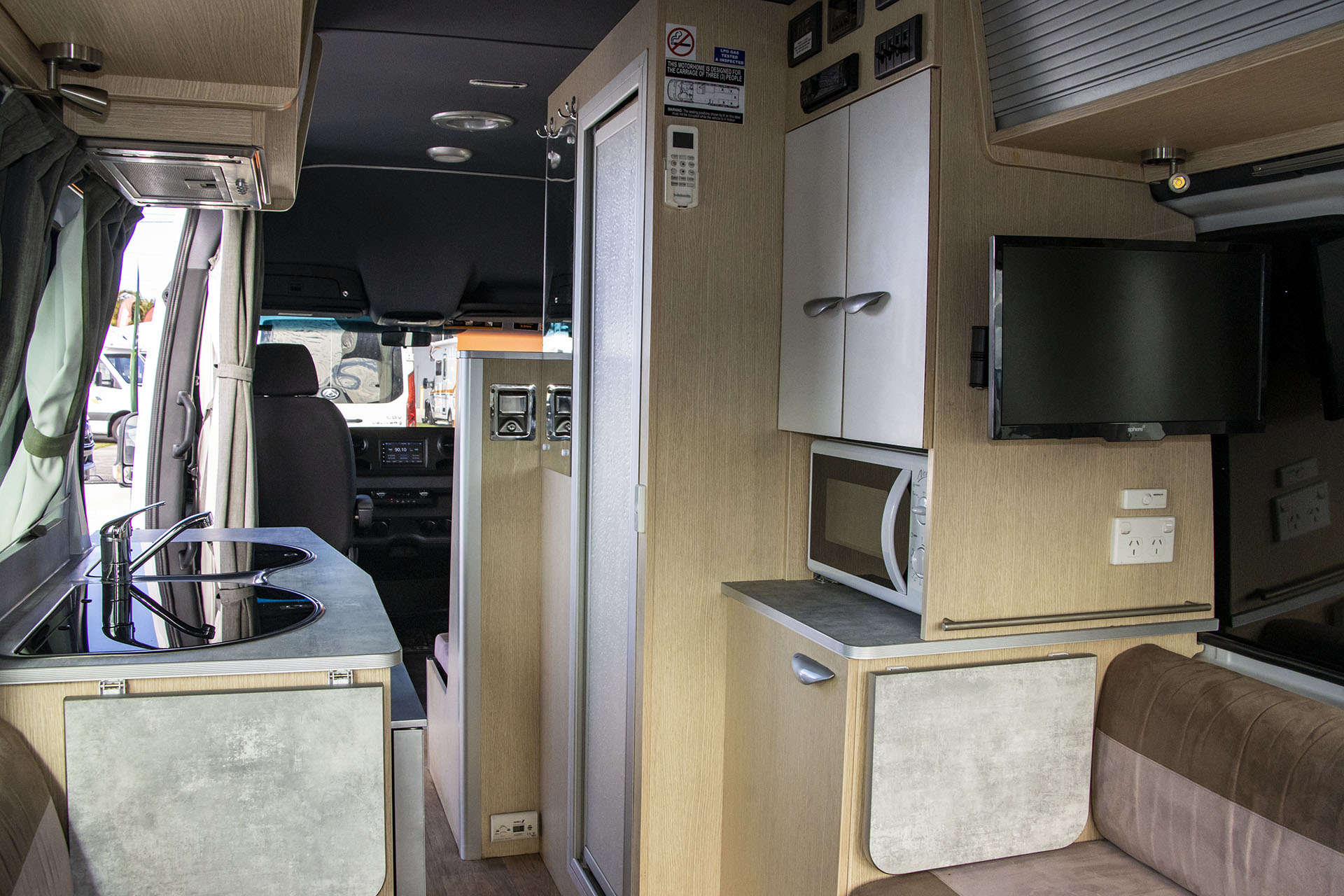 Carousel Popup Thumnails 25 - 2021 Kea Nomad M700 Mercedes 3 Berth