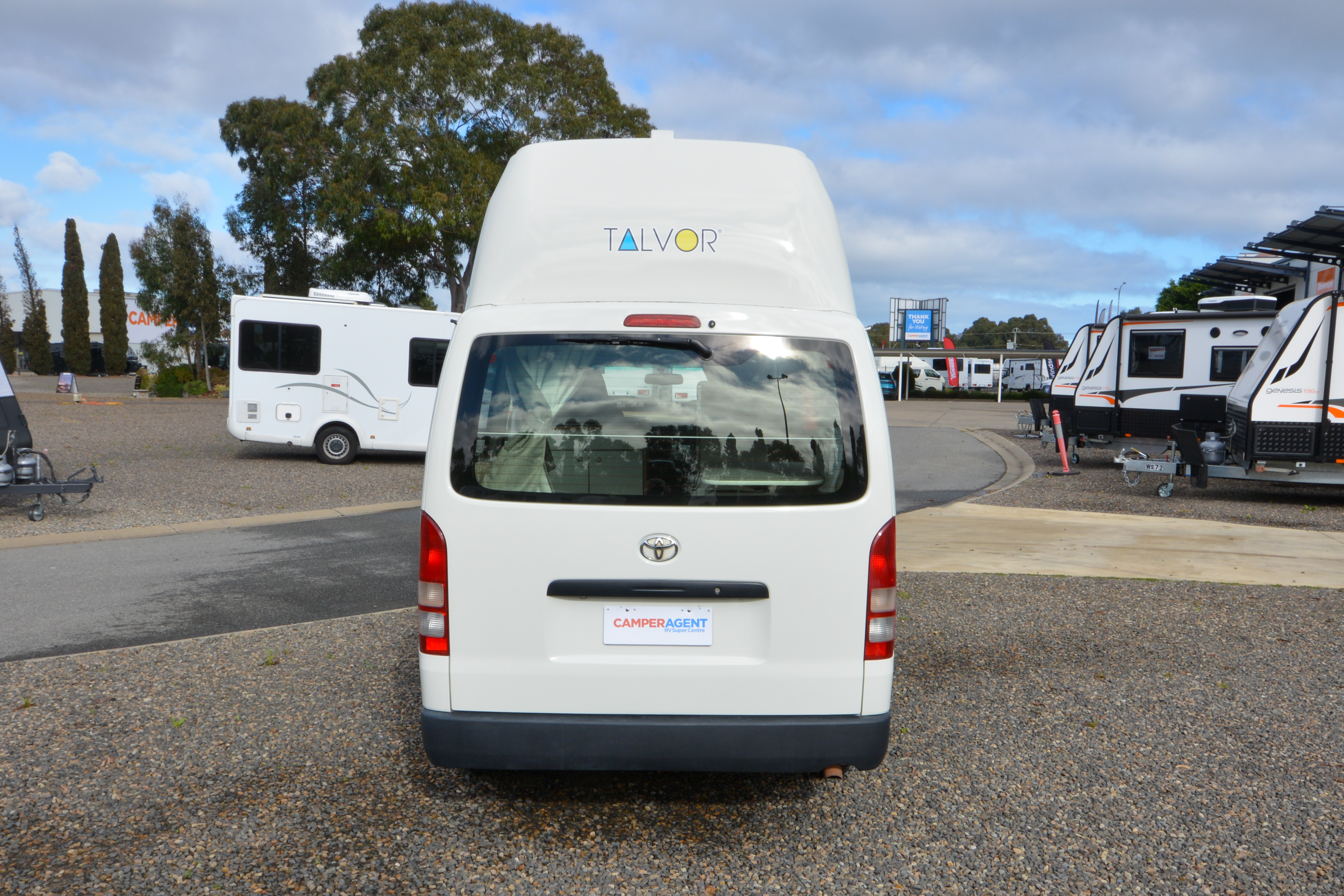 Carousel Popup Thumnails 8 - 2018 Talvor HiTop Toyota 2 Berth