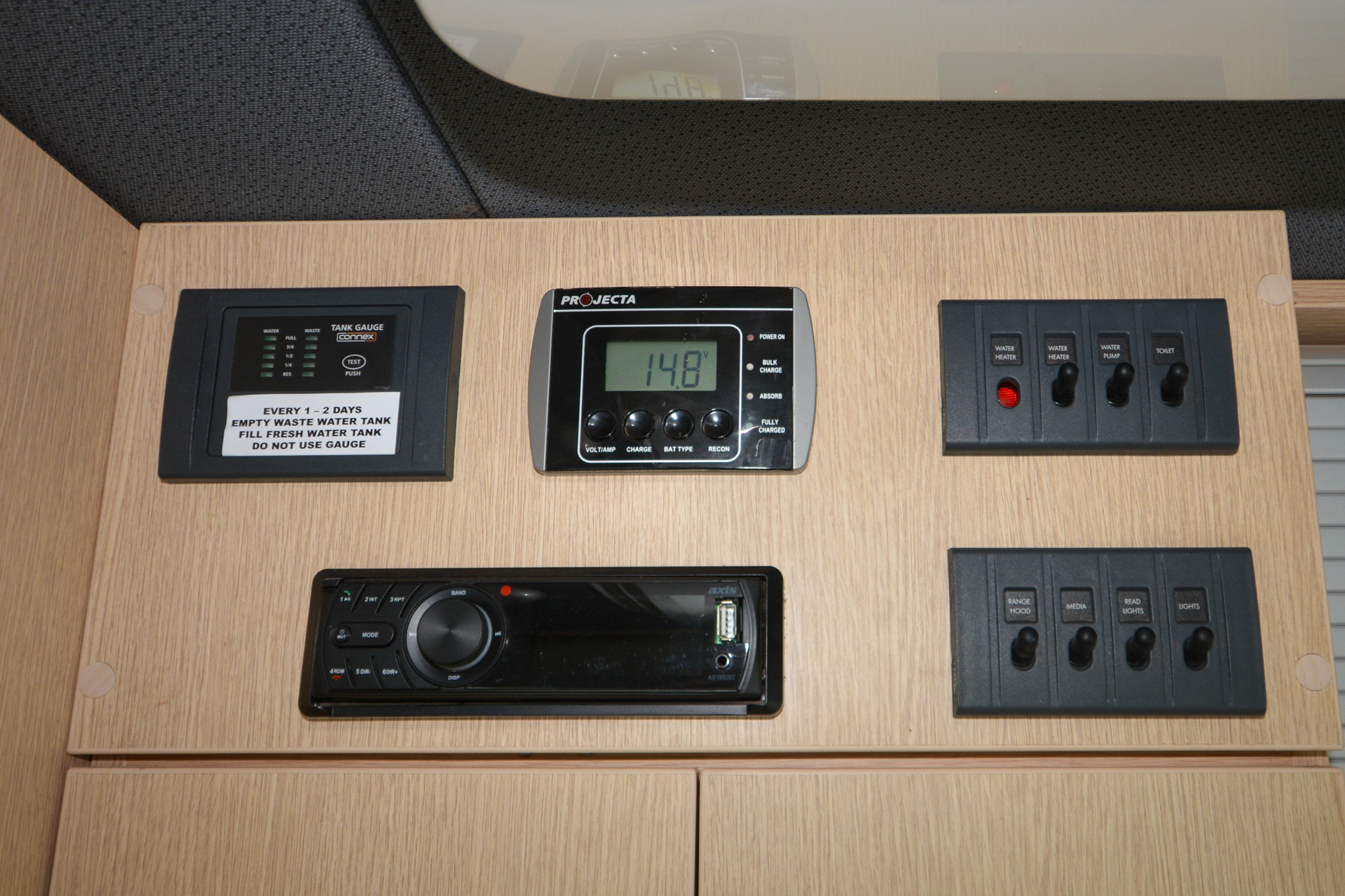 Carousel Popup Thumnails 22 - 2021 Kea Nomad M700 Mercedes 3 Berth
