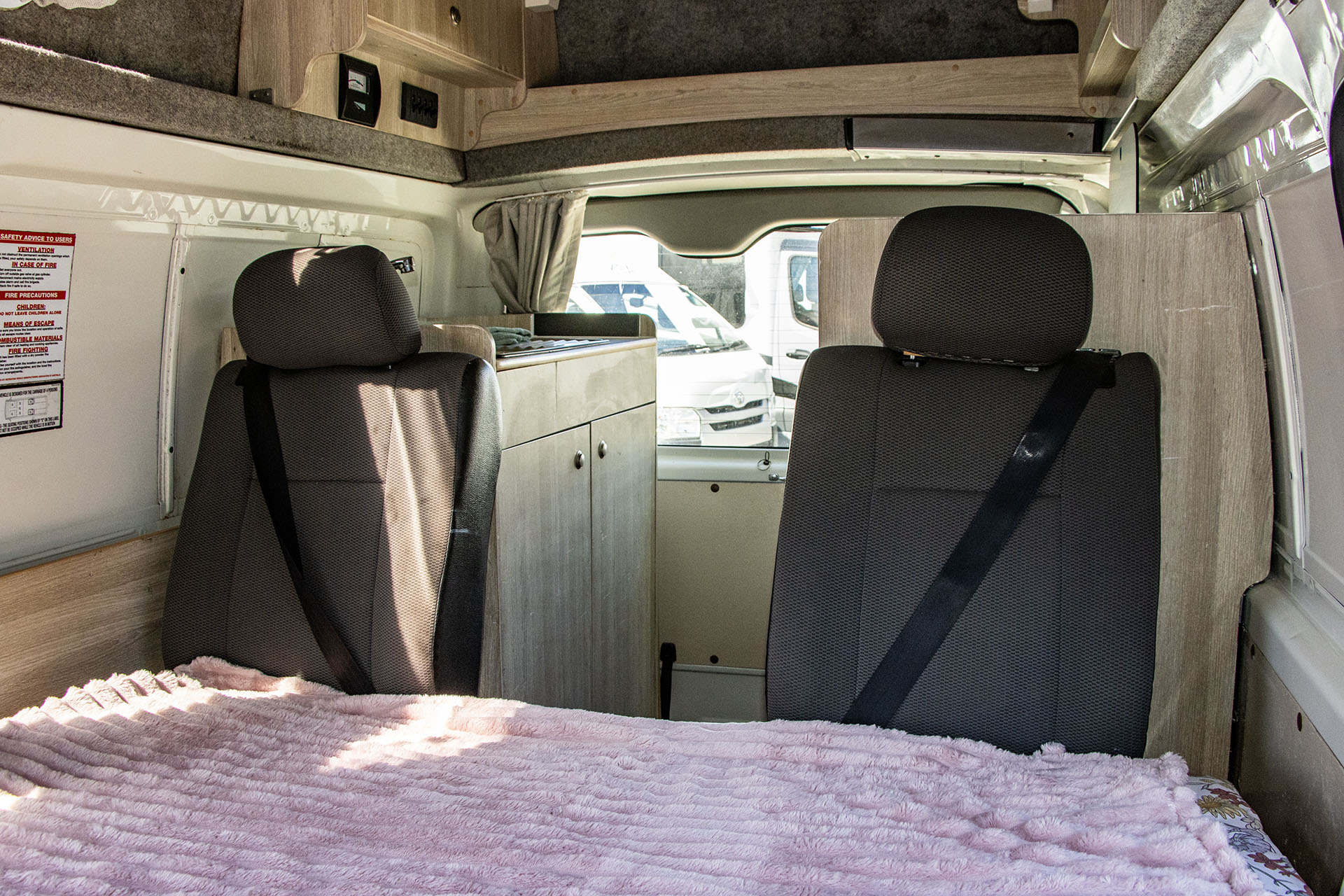 Carousel Popup Thumnails 20 - 2018 Talvor Endeavour Toyota 4 Berth
