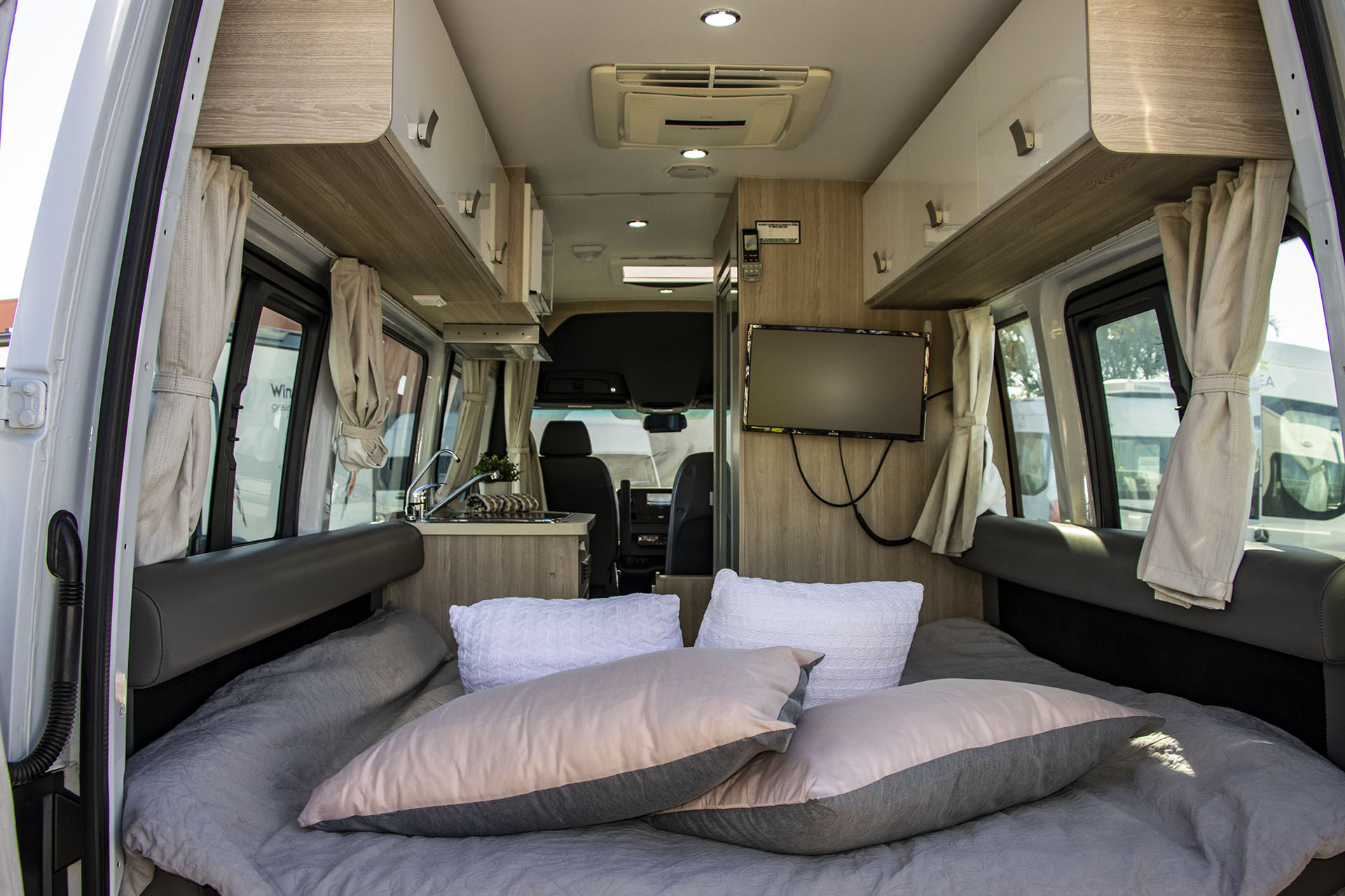 Carousel Popup Thumnails 37 - 2021 Talvor Euro Tourer Mercedes 2 Berth 4S