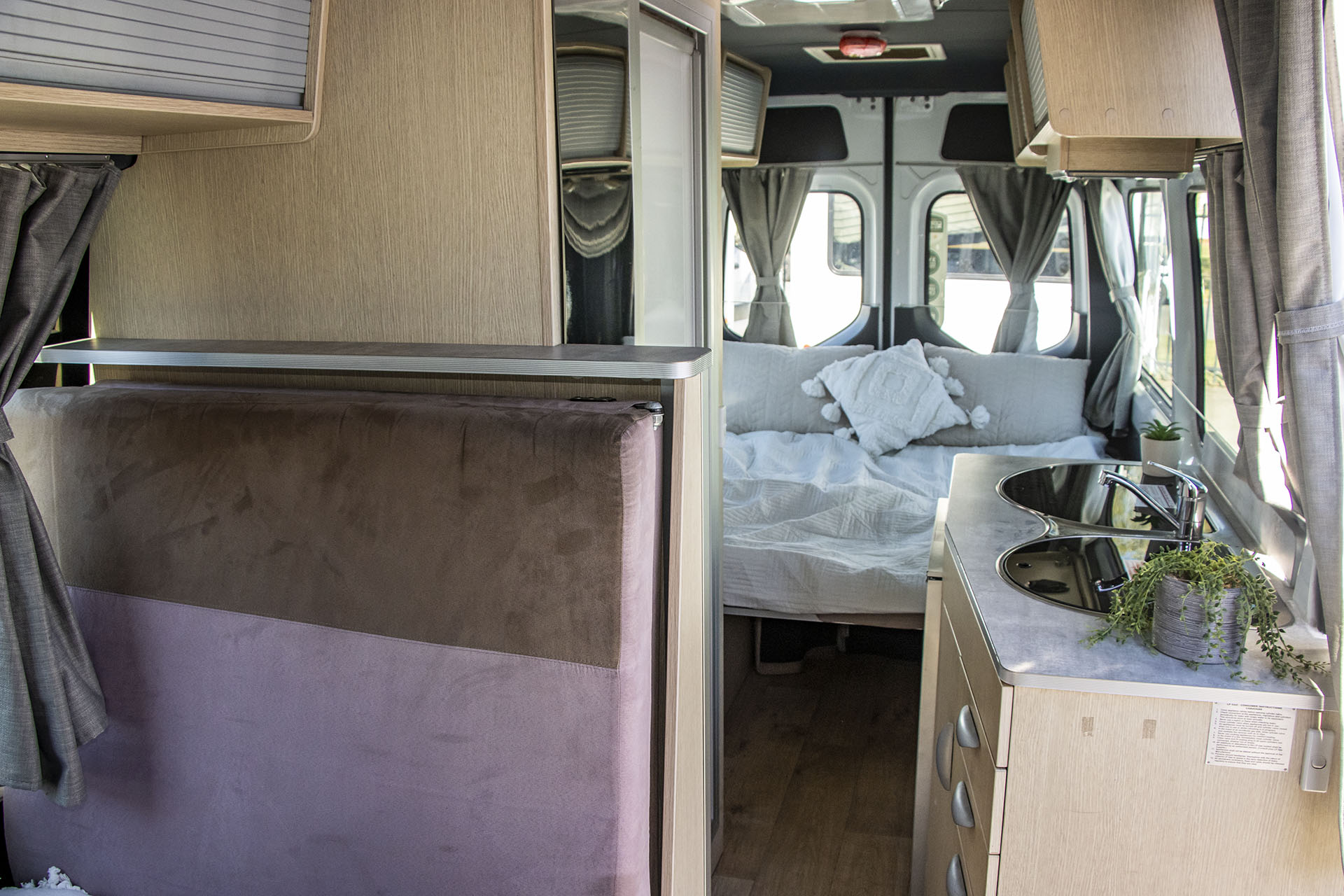 Carousel Popup Thumnails 21 - 2022 Kea Nomad M700 Mercedes 3 Berth