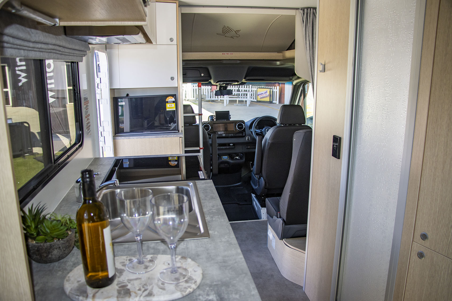 Carousel Popup Thumnails 28 - 2024 Kea Discovery M660 Mercedes 4 Berth