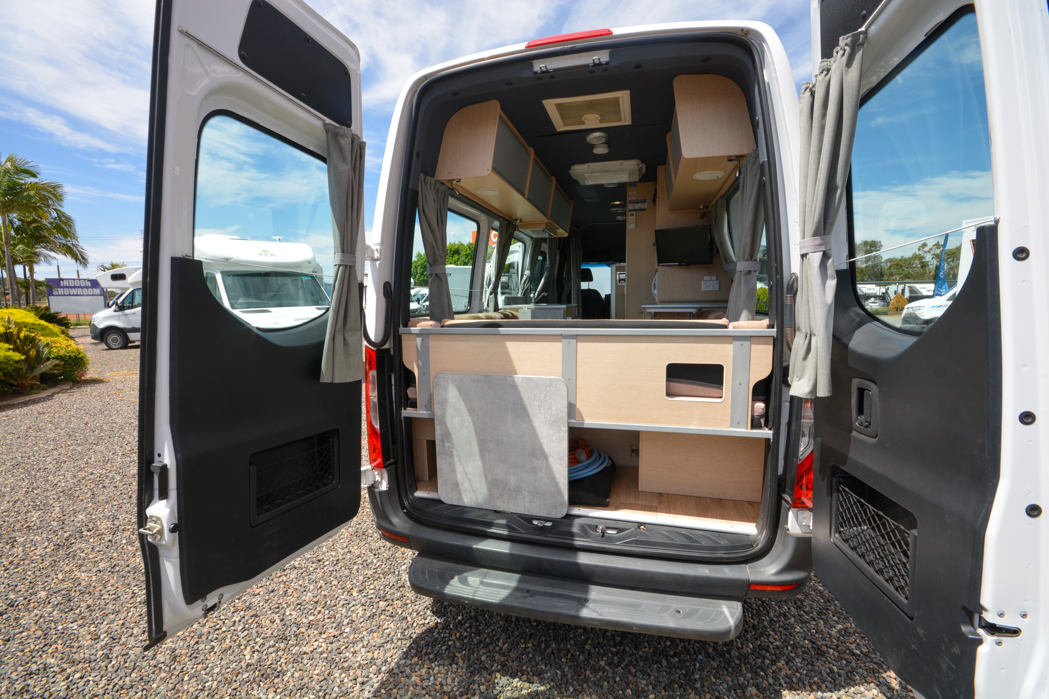 Carousel Popup Thumnails 10 - 2021 Kea Nomad M700 Mercedes 3 Berth