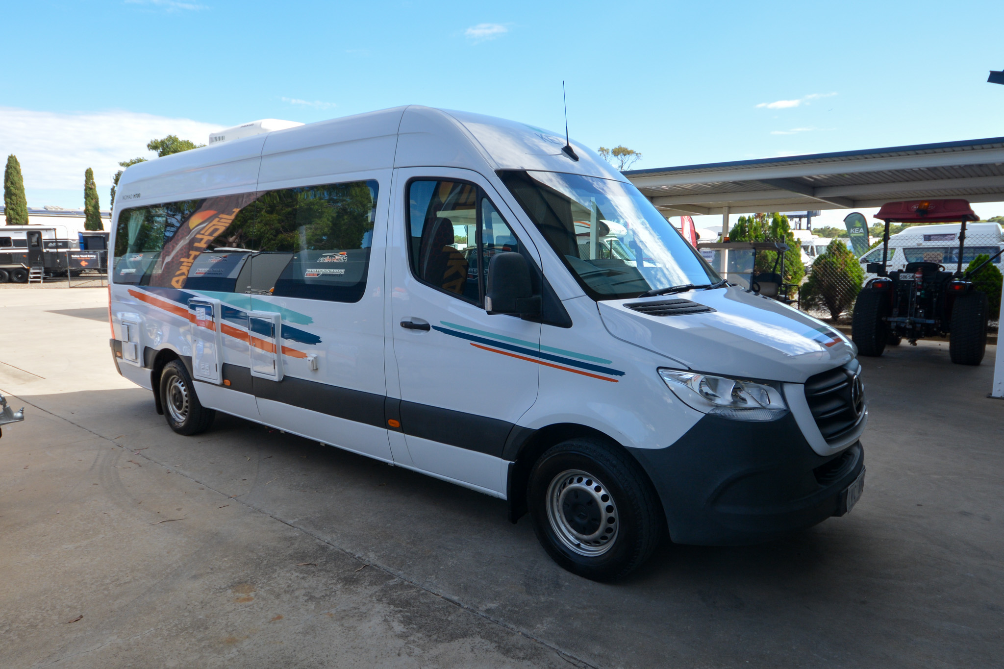 Carousel Popup Thumnails 3 - 2021 Kea Nomad M700 Mercedes 3 Berth