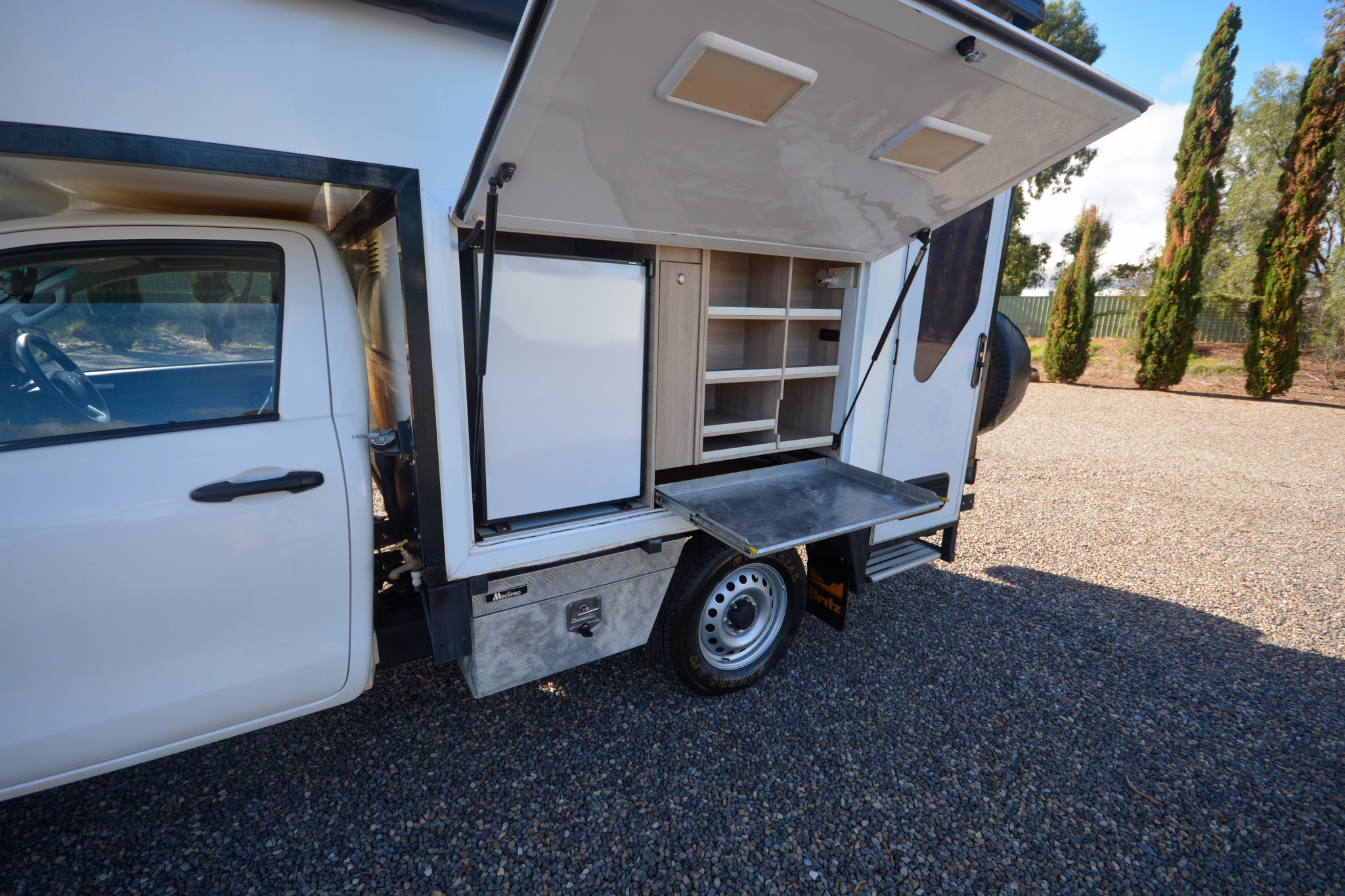 Carousel Popup Thumnails 11 - 2022 Talvor Adventure Camper Toyota 2 Berth