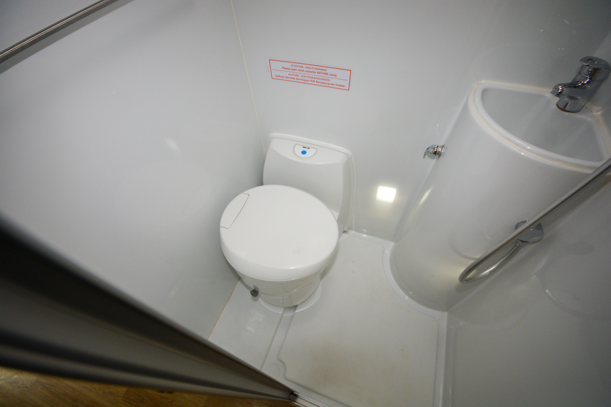 Carousel Popup Thumnails 37 - 2021 Kea Discovery M660 Mercedes 4 Berth