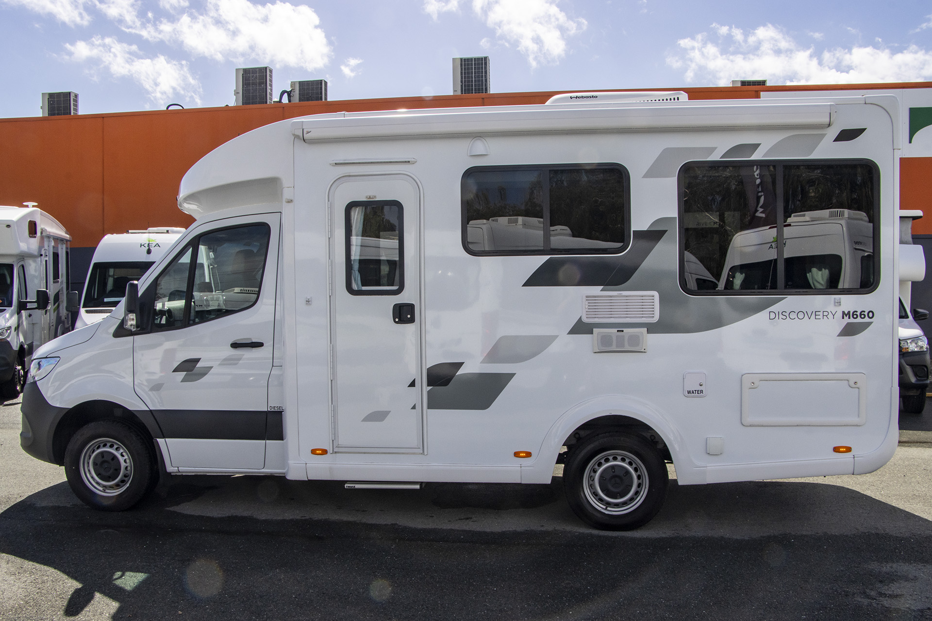 Carousel Popup Thumnails 10 - 2024 Kea Discovery M660 Mercedes 4 Berth