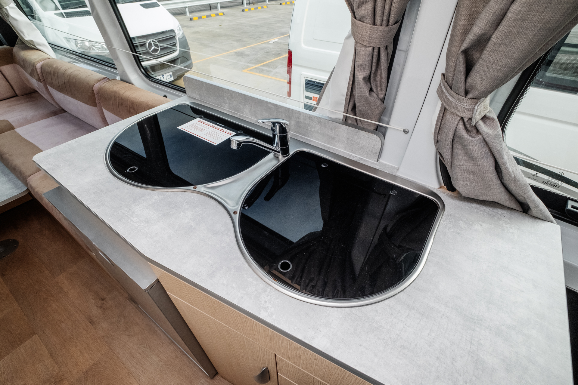 Carousel Popup Thumnails 21 - 2022 Kea Nomad M700 Mercedes 2 1 Berth