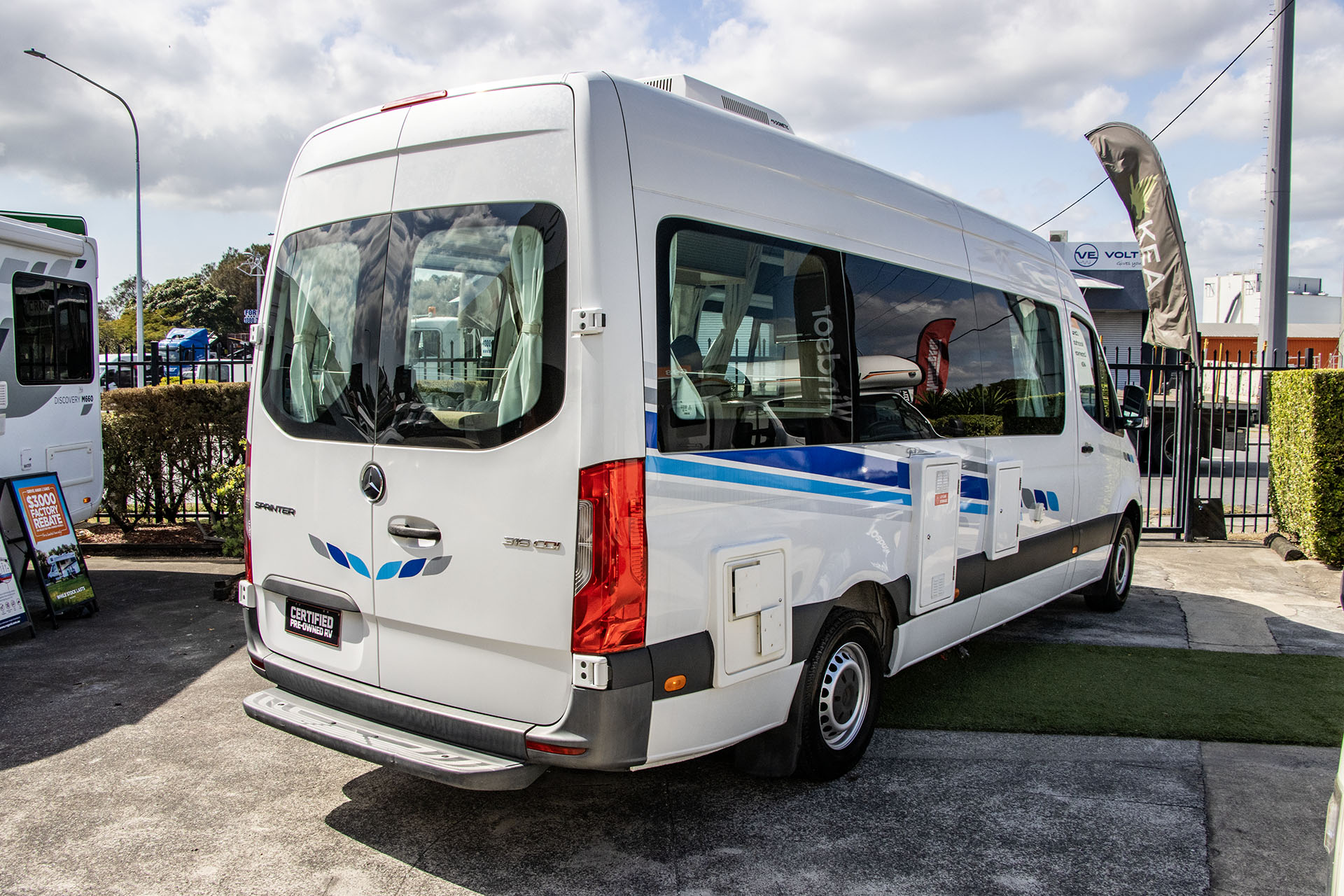 Carousel Popup Thumnails 10 - 2020 Kea Nomad M700 Mercedes 3 Berth