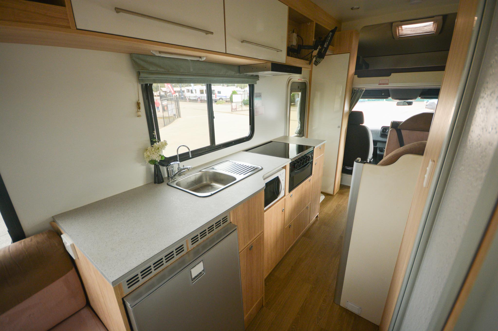 Carousel Popup Thumnails 33 - 2021 Kea River M721 Mercedes 6 Berth