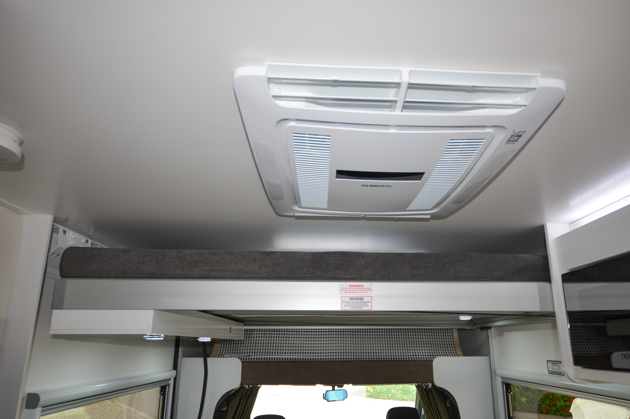 Carousel Popup Thumnails 24 - 2024 Windsor Daintree Renault 2 Berth