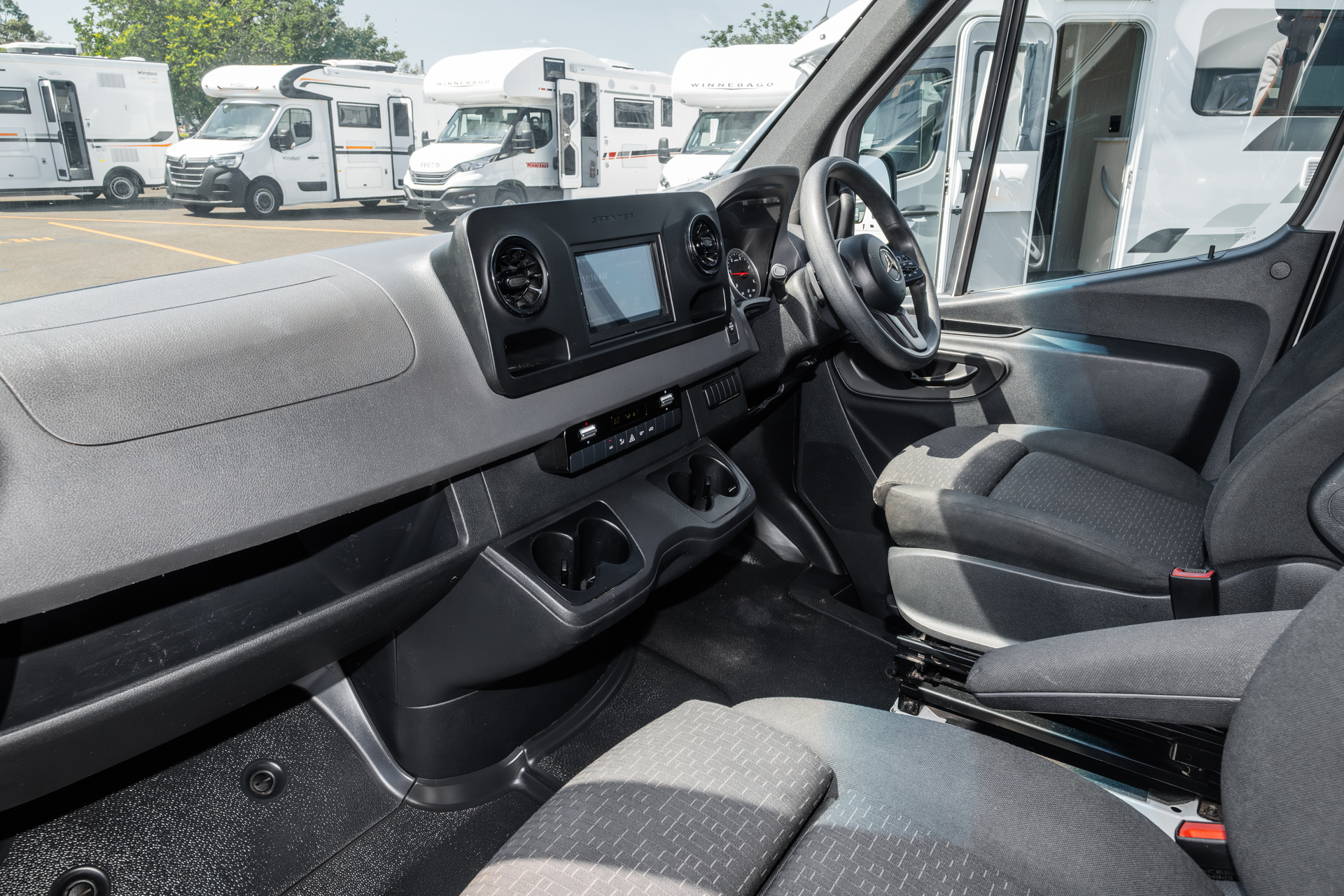 Carousel Popup Thumnails 20 - 2022 Kea Nomad M700 Mercedes 3 Berth