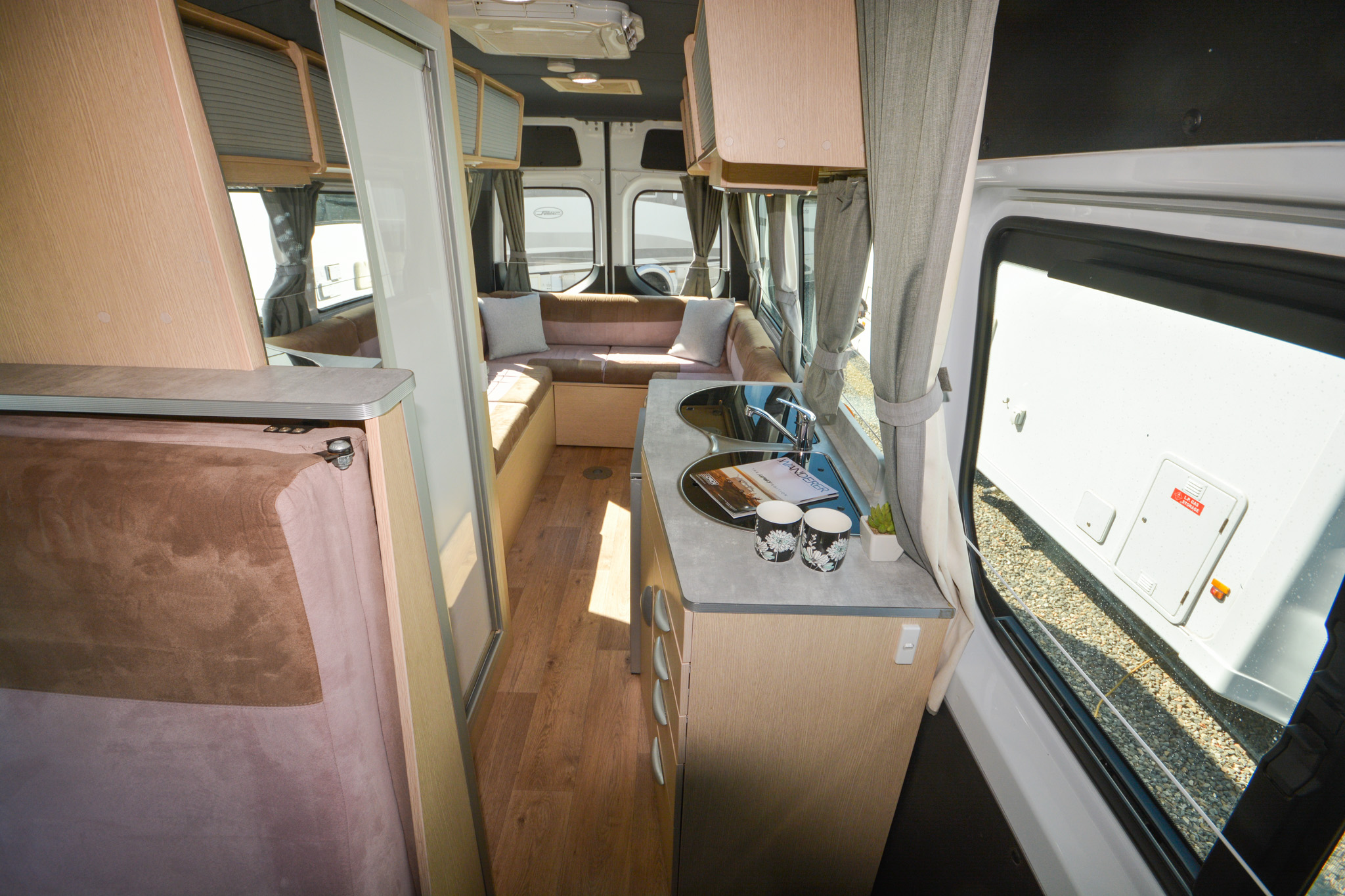 Carousel Popup Thumnails 20 - 2021 Kea Nomad M700 Mercedes 3 Berth