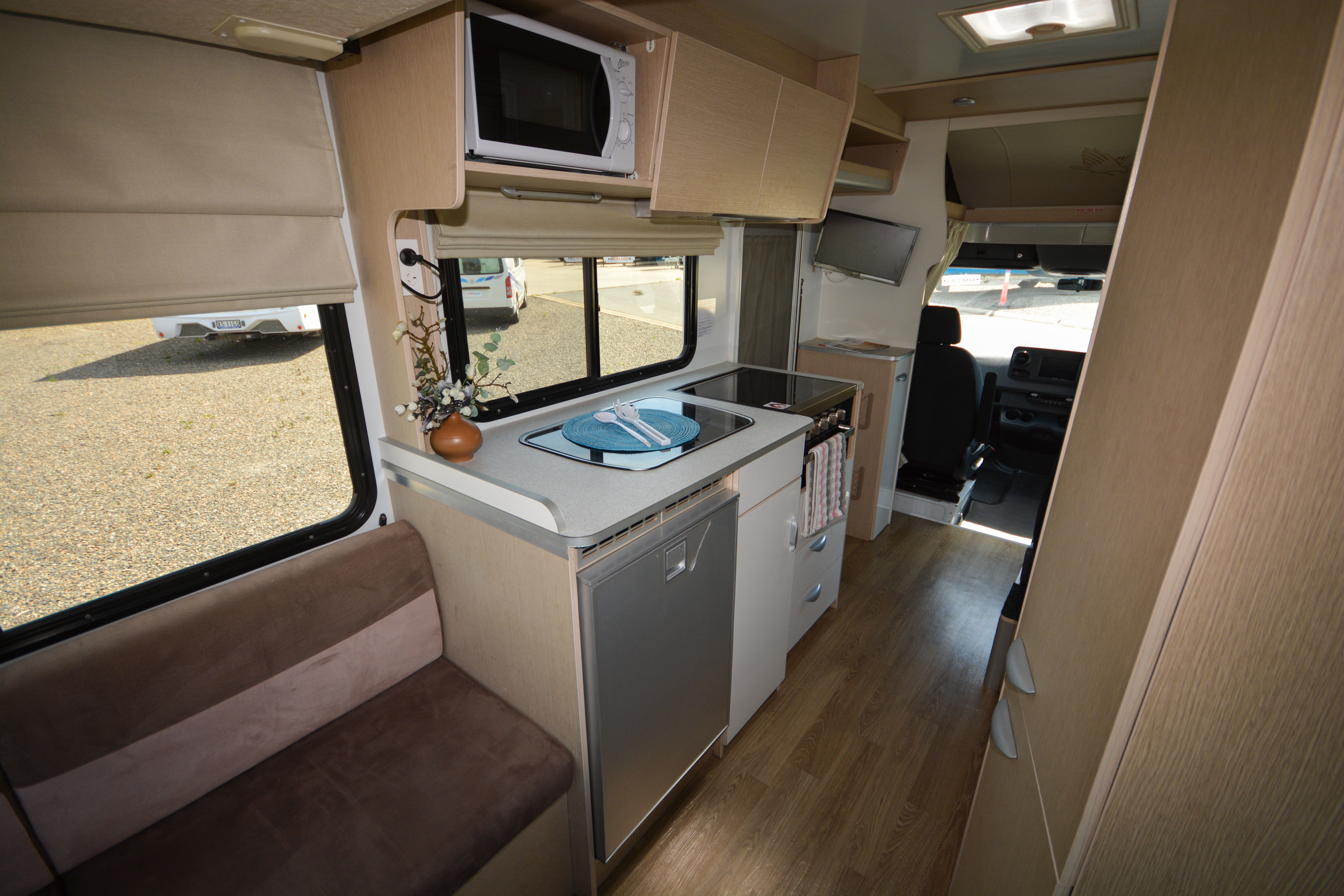Carousel Popup Thumnails 21 - 2021 Kea Discovery M660 Mercedes 4 Berth