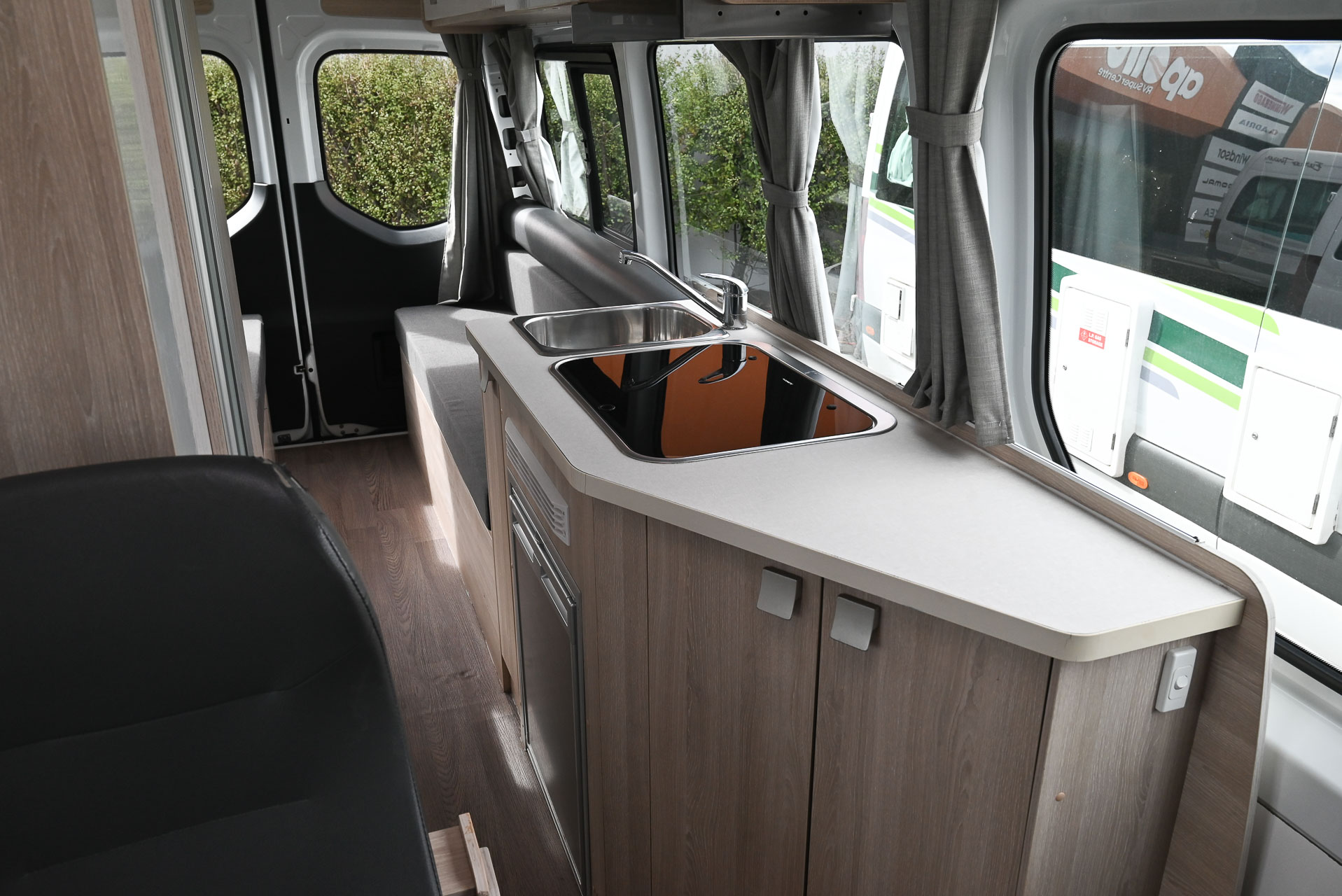 Carousel Popup Thumnails 21 - 2021 Talvor Euro Tourer Mercedes 2 Berth