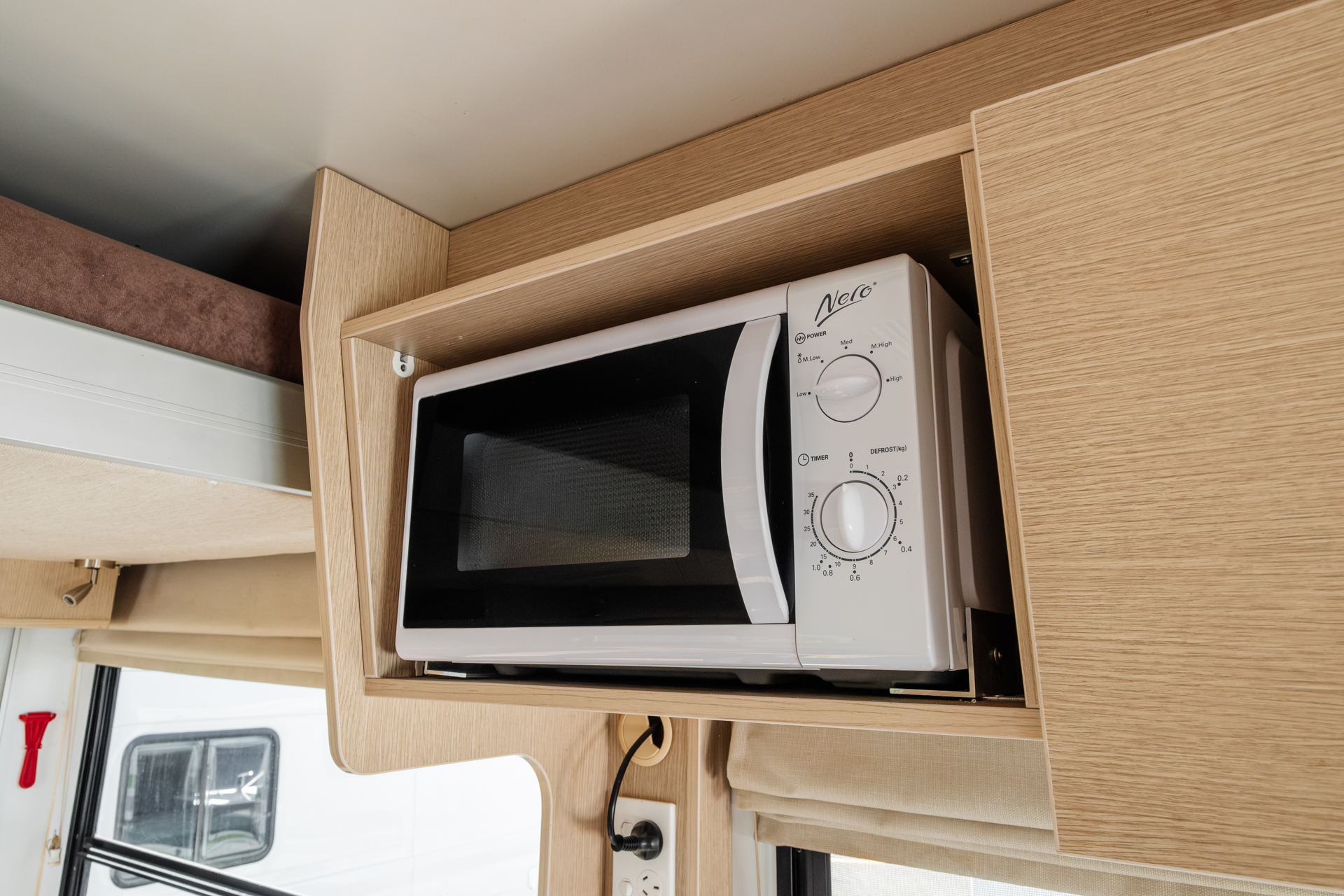 Carousel Popup Thumnails 28 - 2021 Kea Discovery M660 Mercedes 4 Berth