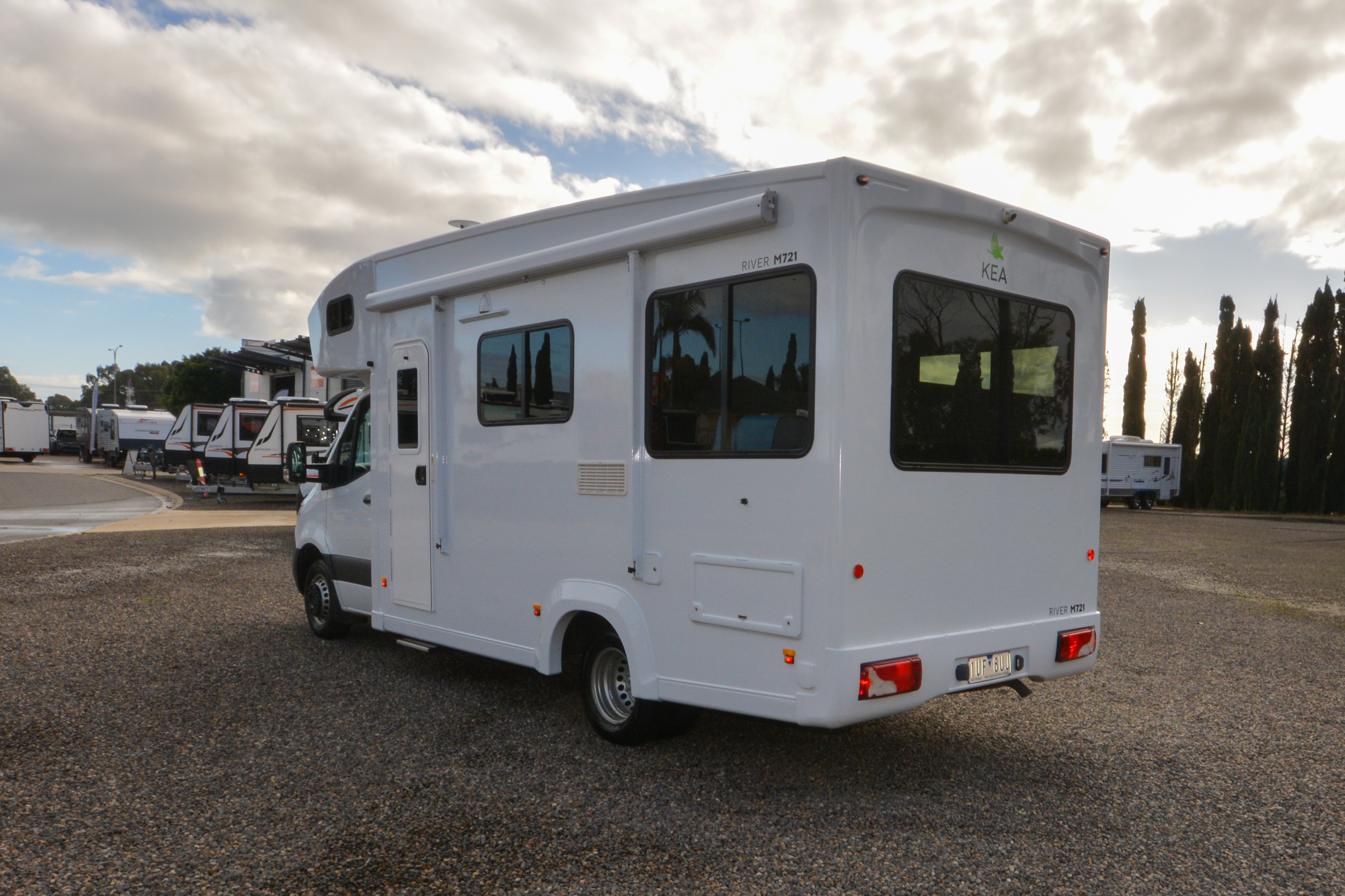 Carousel Popup Thumnails 7 - 2021 Kea River M721 Mercedes 6 Berth