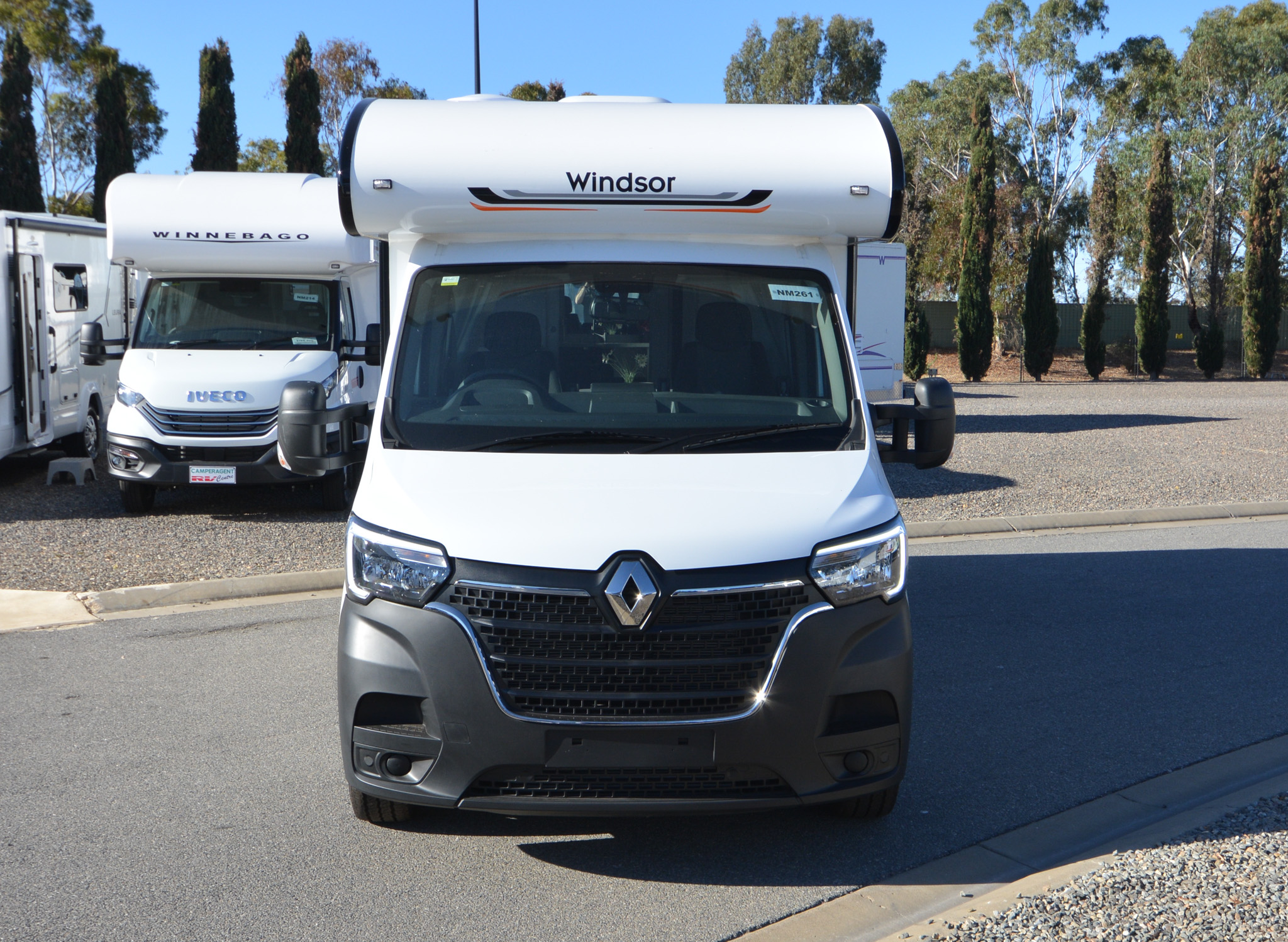 Carousel Popup Thumnails 4 - 2024 Windsor Daintree Renault 2 Berth