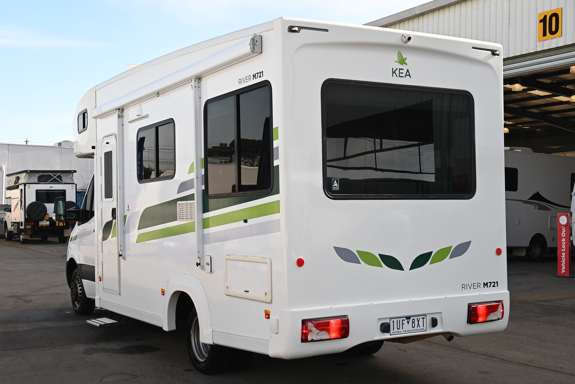 Carousel Popup Thumnails 7 - 2021 Kea River M721 Mercedes 6 Berth
