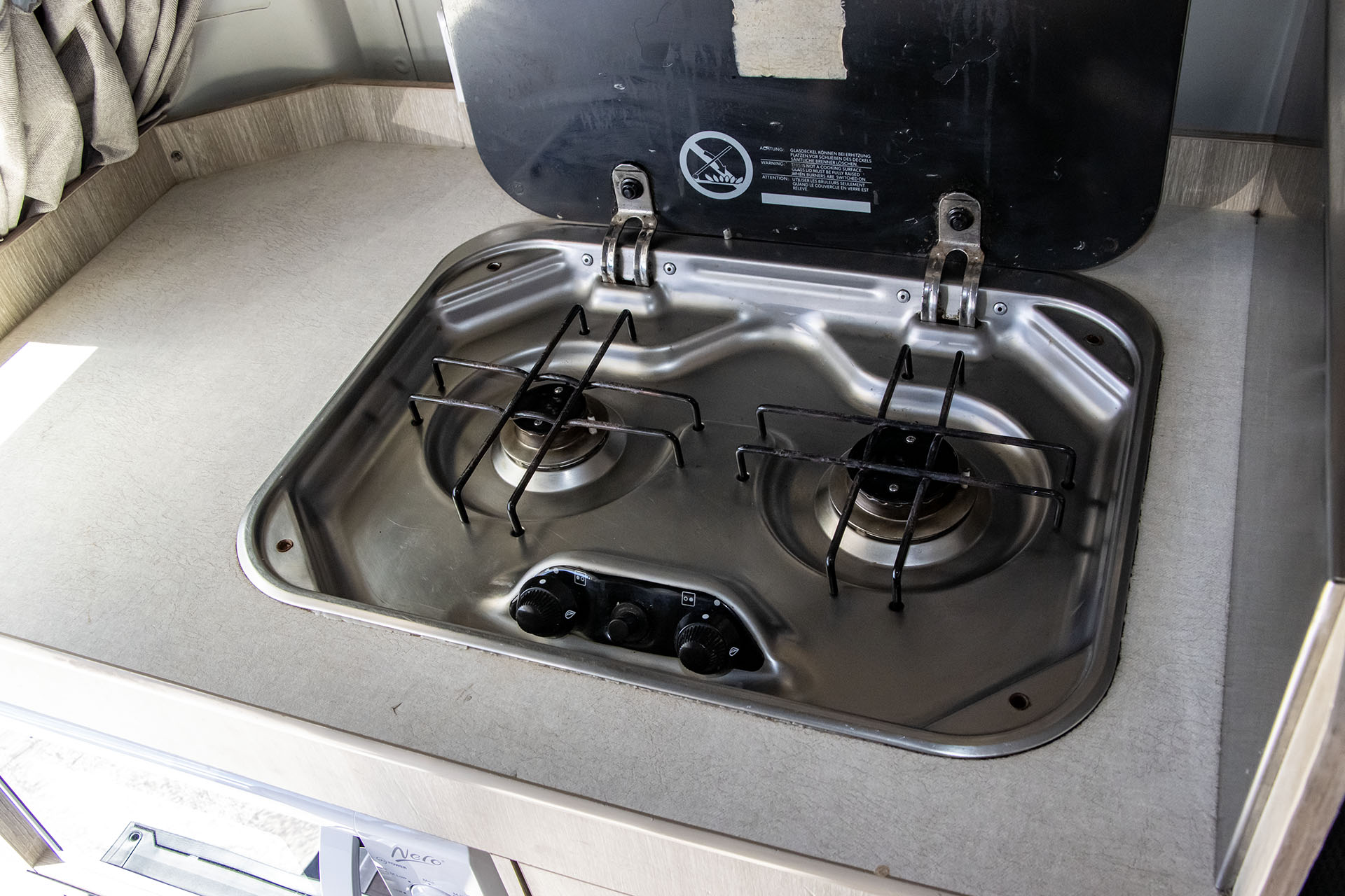 Carousel Popup Thumnails 28 - 2019 Windsor Double Down T490 Toyota 4 Berth