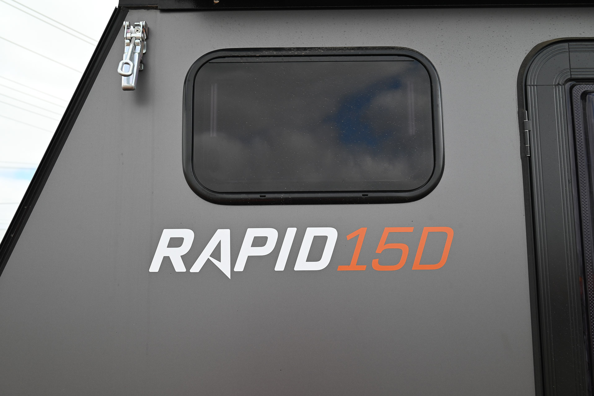 Carousel Popup Thumnails 12 - 2025 Windsor Rapid 15D