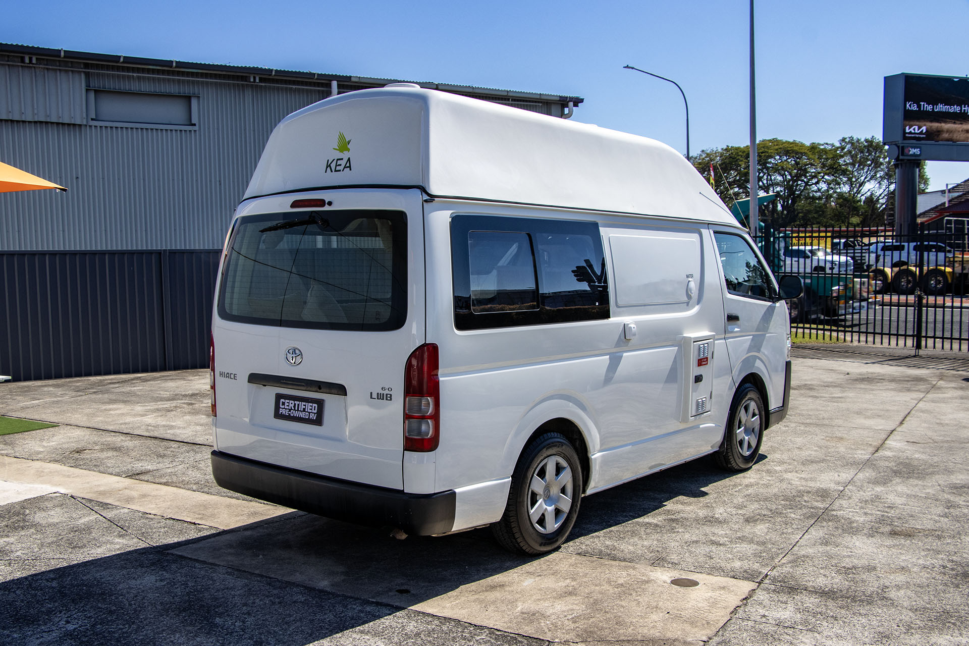 Carousel Popup Thumnails 10 - 2019 Kea HiTop T490 Toyota 2 Berth