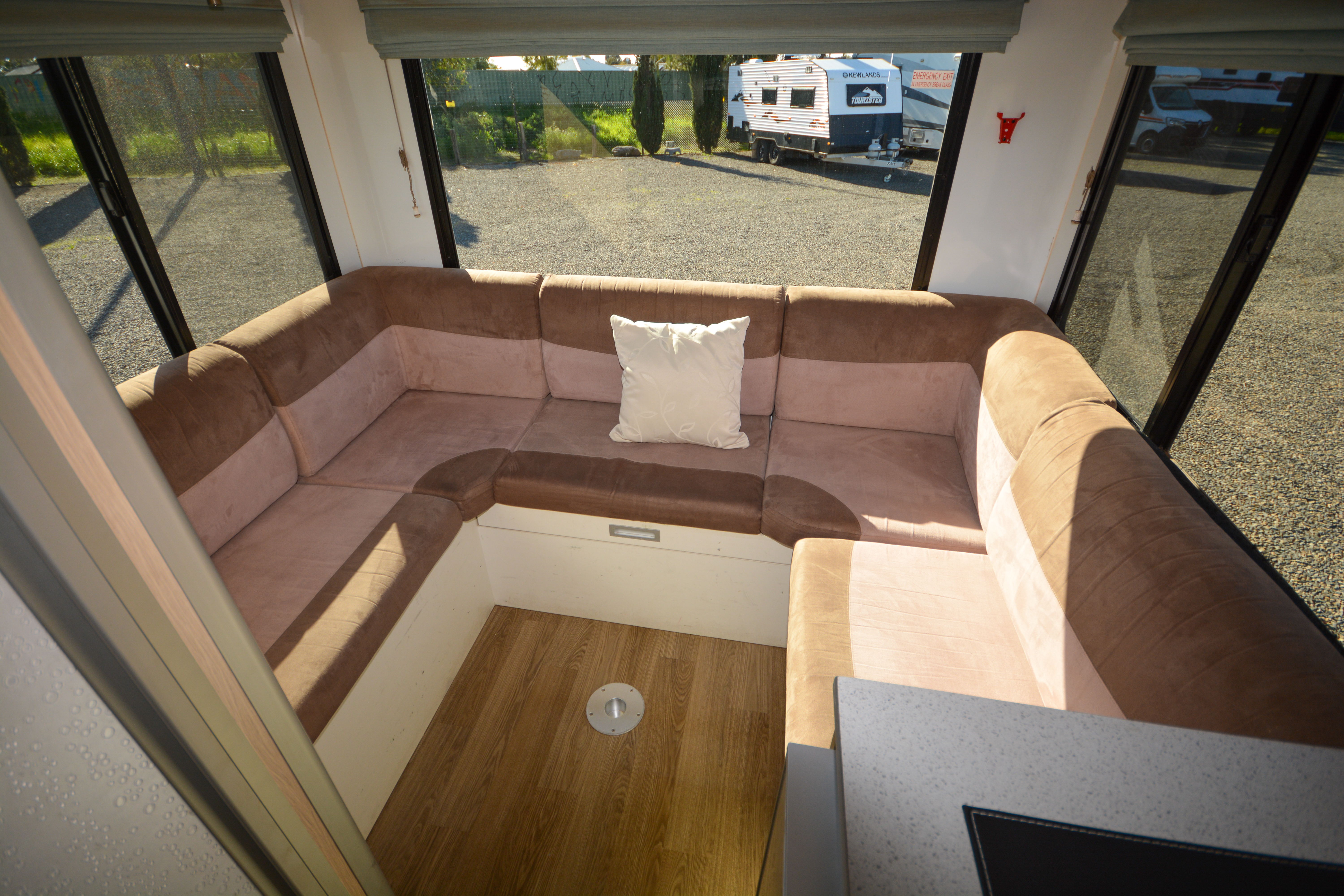 Carousel Popup Thumnails 26 - 2021 Kea River M721 Mercedes 6 Berth