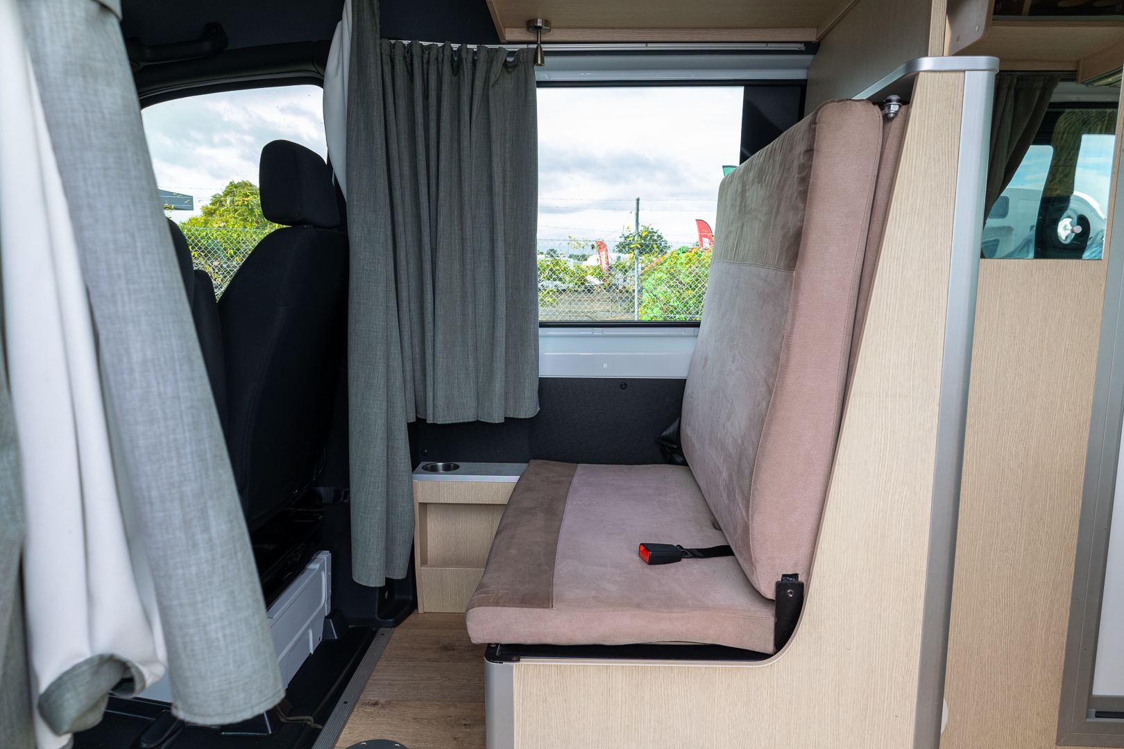 Carousel Popup Thumnails 14 - 2021 Kea Nomad M700 Mercedes 3 Berth