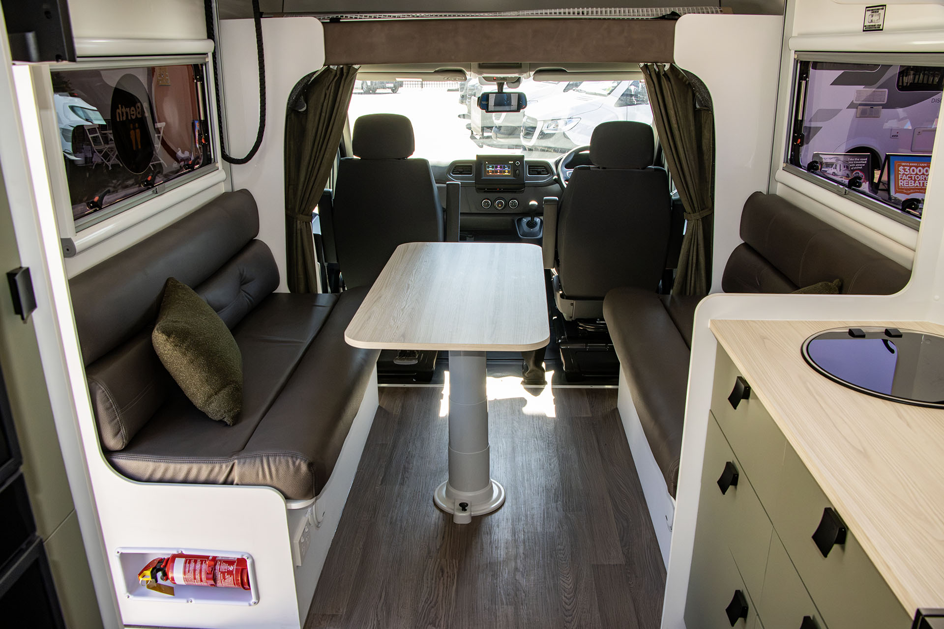 Carousel Popup Thumnails 20 - 2024 Windsor Daintree Renault 2 Berth