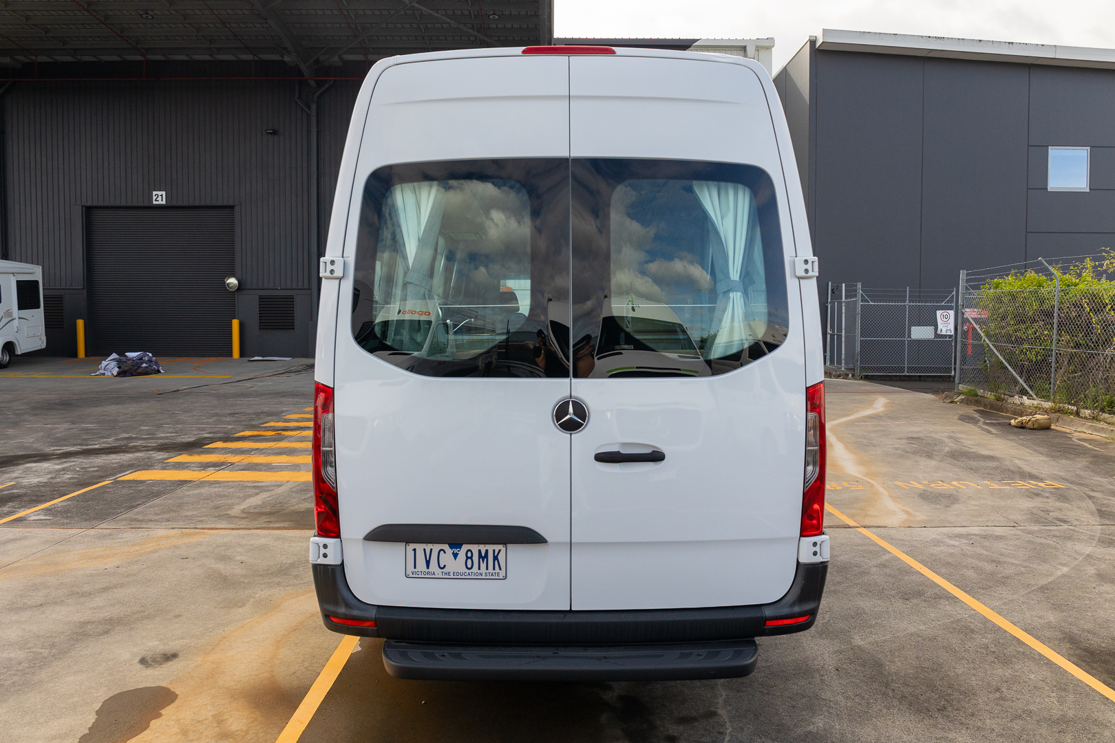 Carousel Popup Thumnails 7 - 2021 Kea Nomad M700 Mercedes 3 Berth