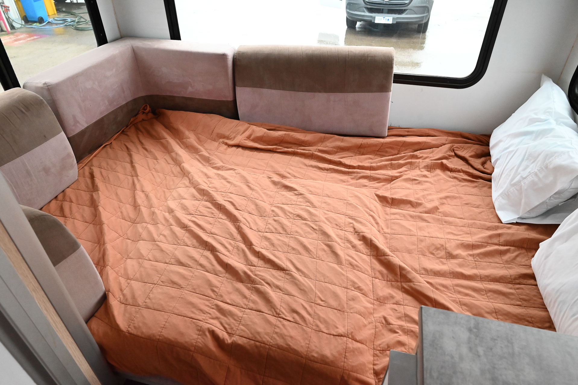 Carousel Popup Thumnails 26 - 2021 Kea River M721 Mercedes 6 Berth