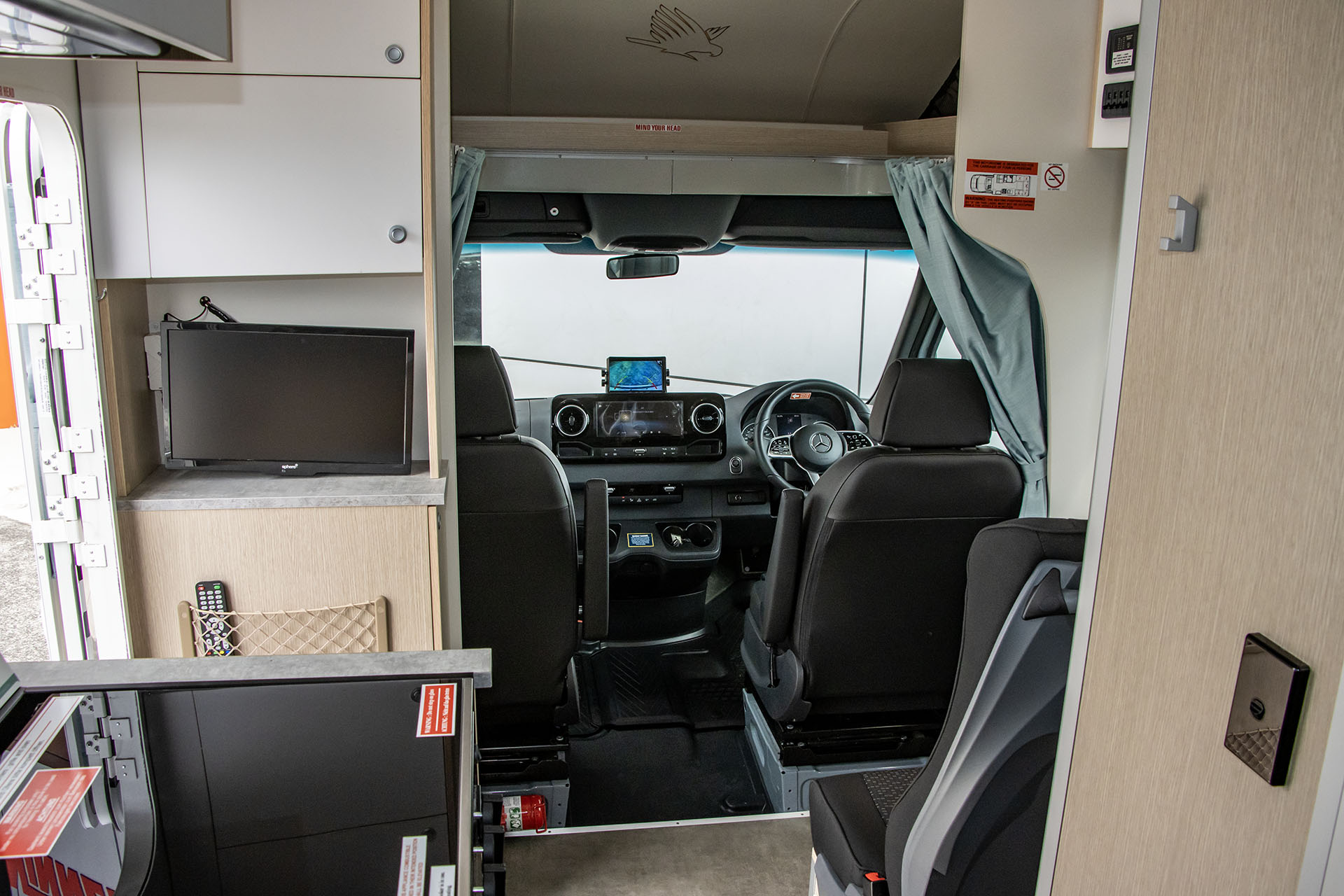 Carousel Popup Thumnails 23 - 2024 Kea Discovery M660 Mercedes 4 Berth