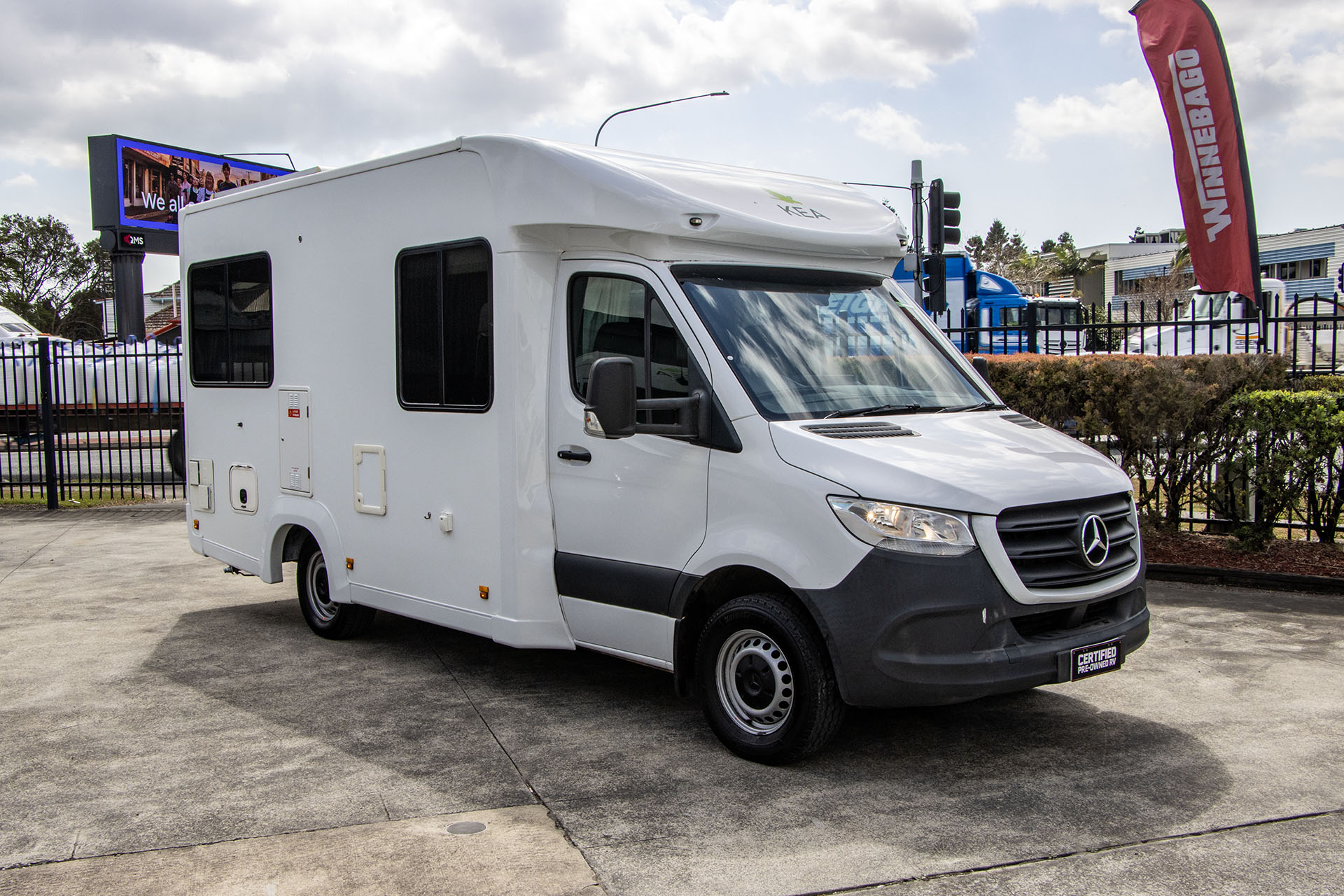 Carousel Popup Thumnails 6 - 2021 Kea Discovery M660 Mercedes 4 Berth