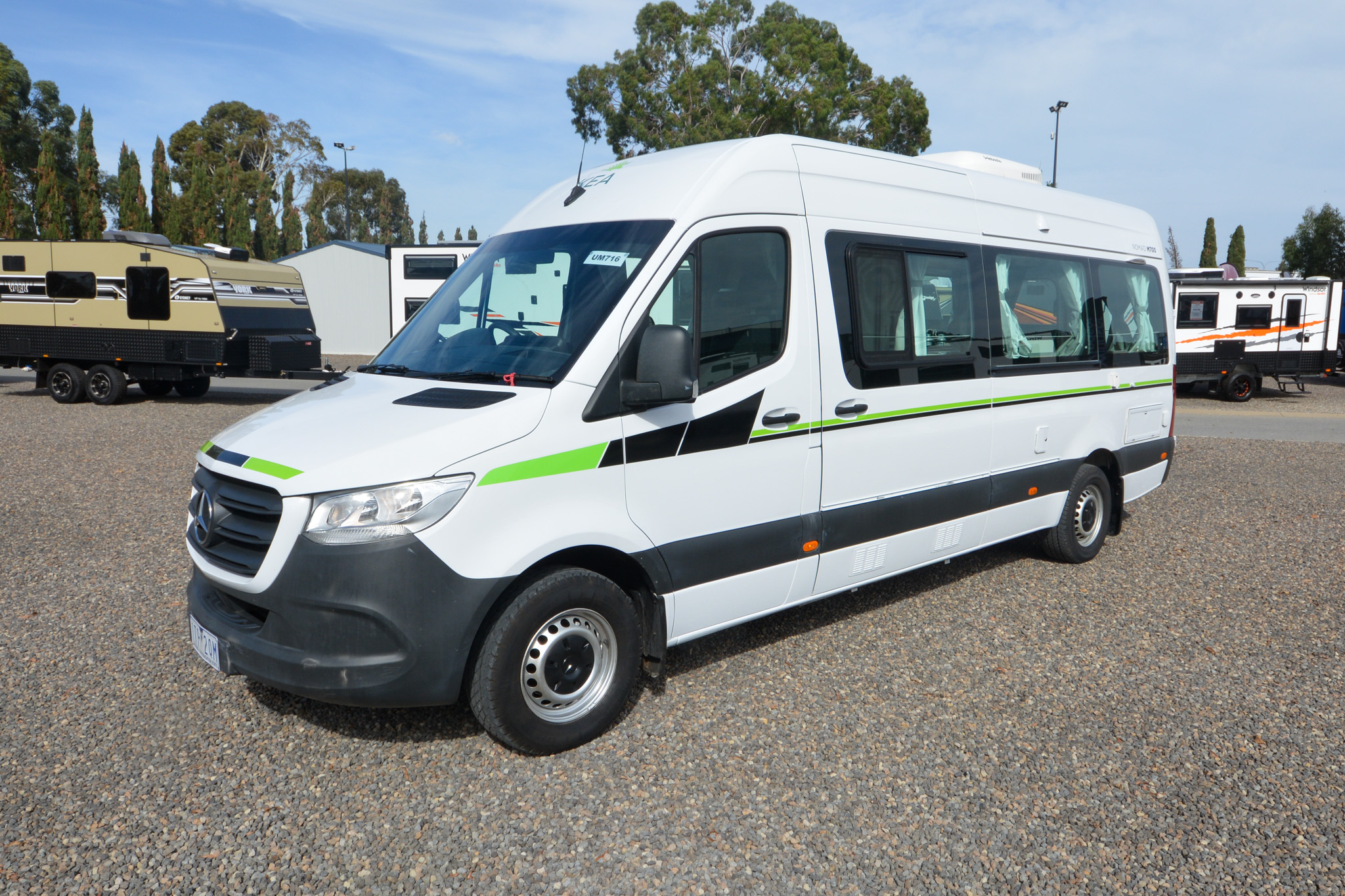 Carousel Popup Main - 2021 Kea Nomad M700 Mercedes 3 Berth