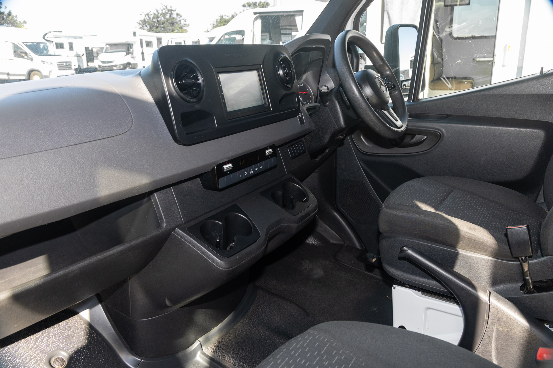 Carousel Popup Thumnails 9 - 2019 Kea River M721 Mercedes 6 Berth
