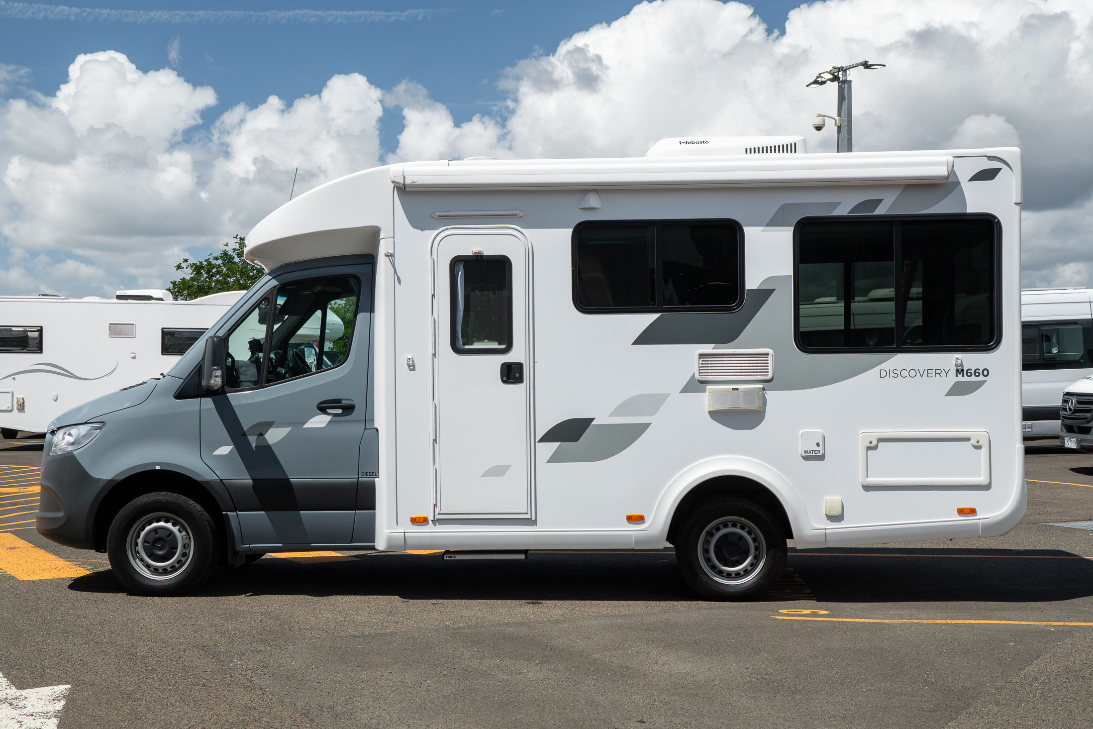 Carousel Popup Thumnails 11 - 2024 Mercedes-Benz Discovery M660 4 Berth