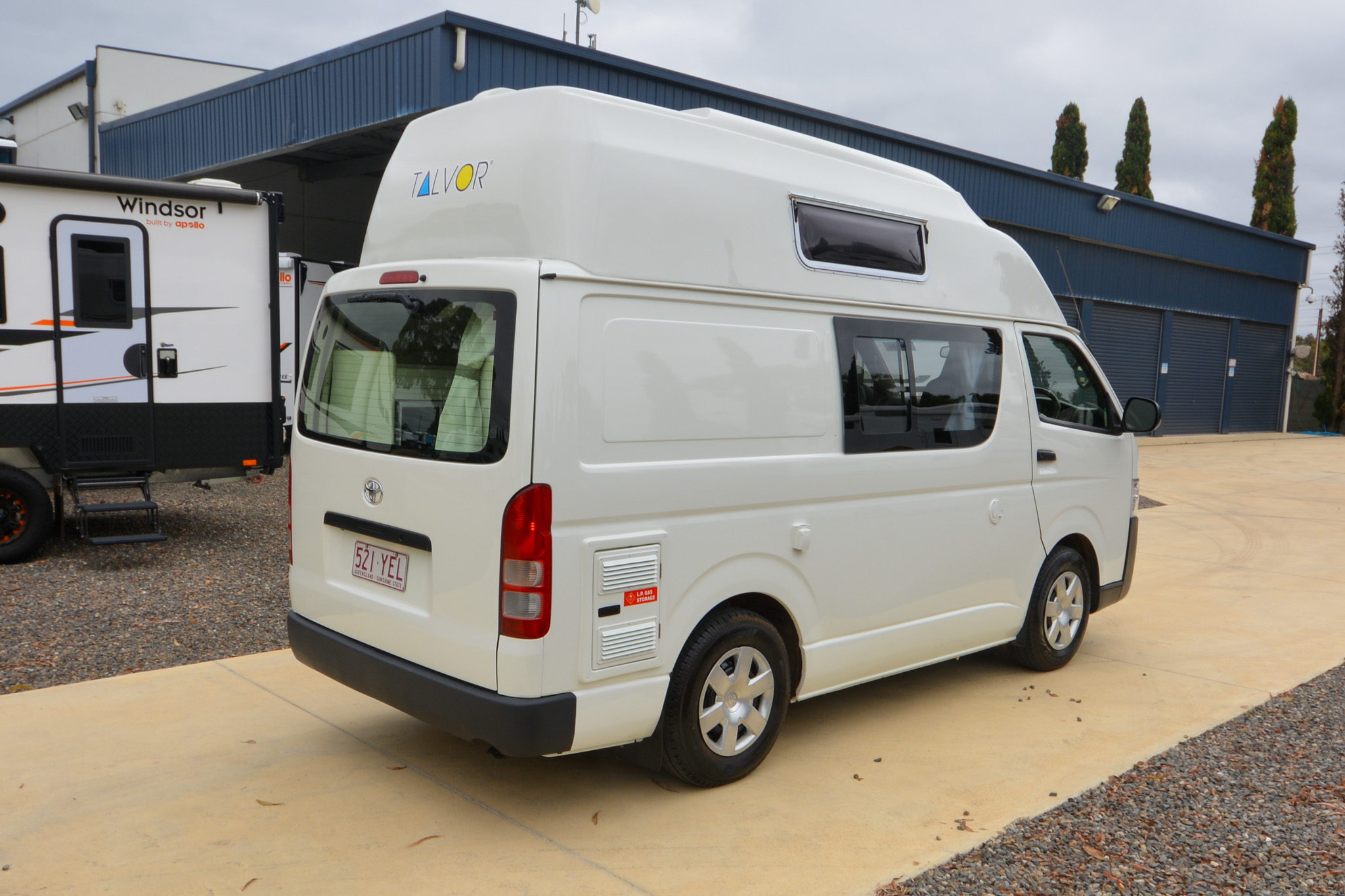 Carousel Popup Thumnails 8 - 2018 Talvor Endeavour Toyota HiAce 4 Berth