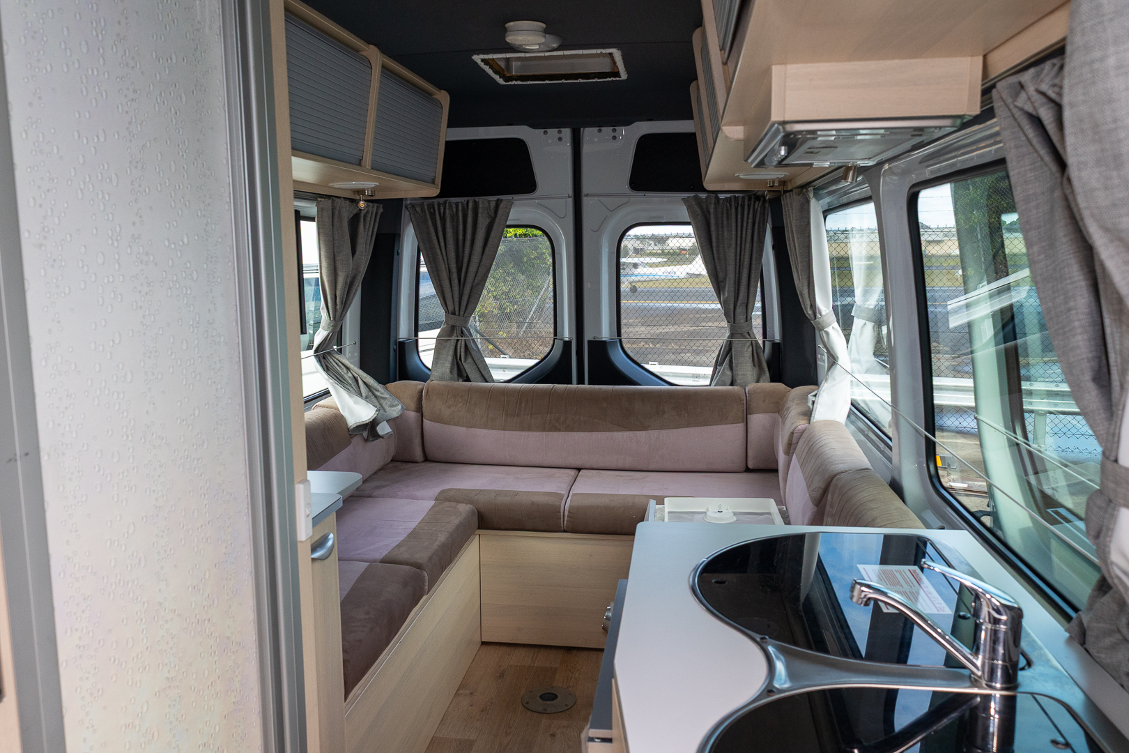Carousel Popup Thumnails 14 - 2021 Kea Nomad M700 Mercedes 3 Berth