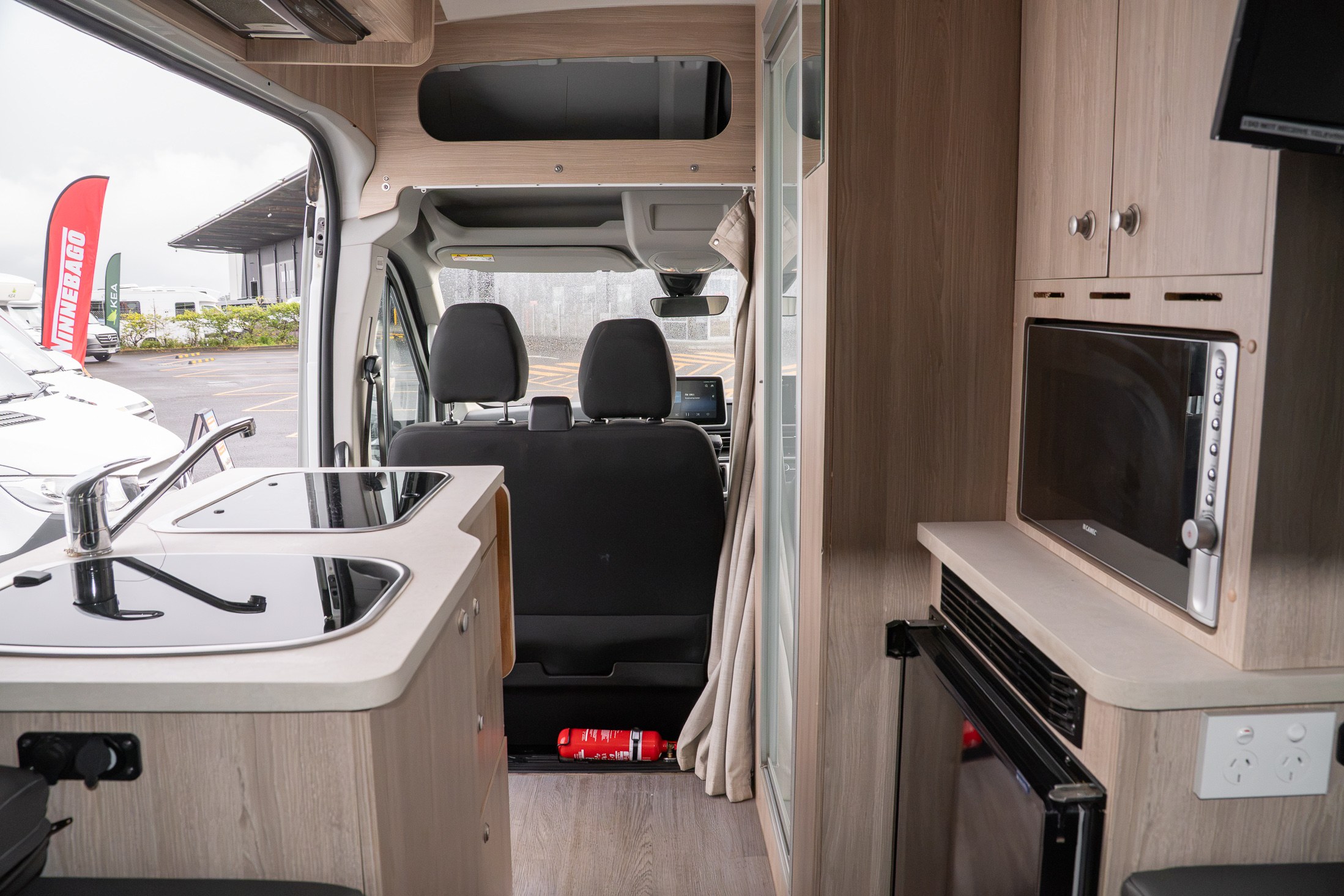 Carousel Popup Thumnails 25 - 2022 Talvor Euro Mini LDV 2 Berth