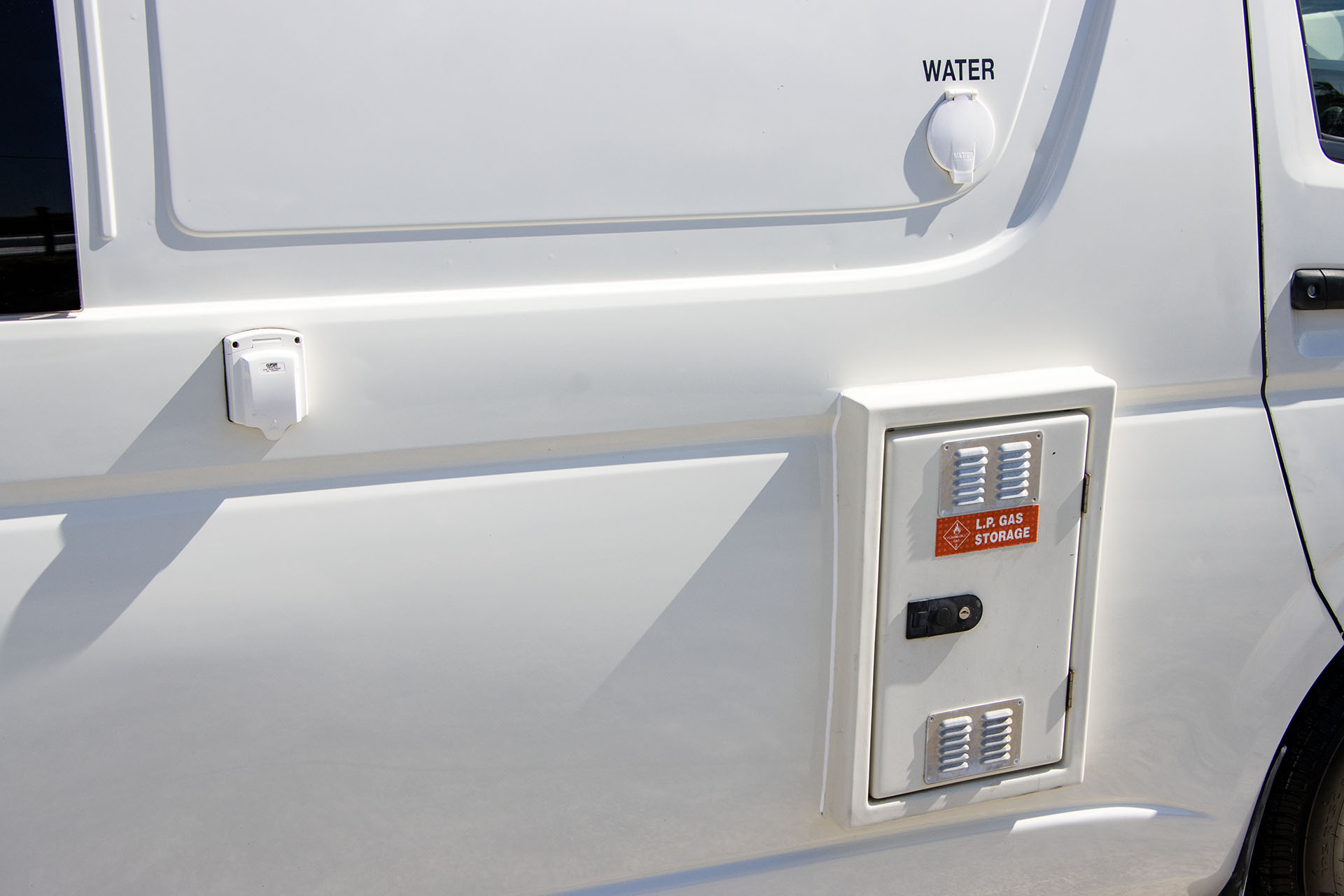 Carousel Popup Thumnails 11 - 2019 Kea HiTop T490 Toyota 2 Berth