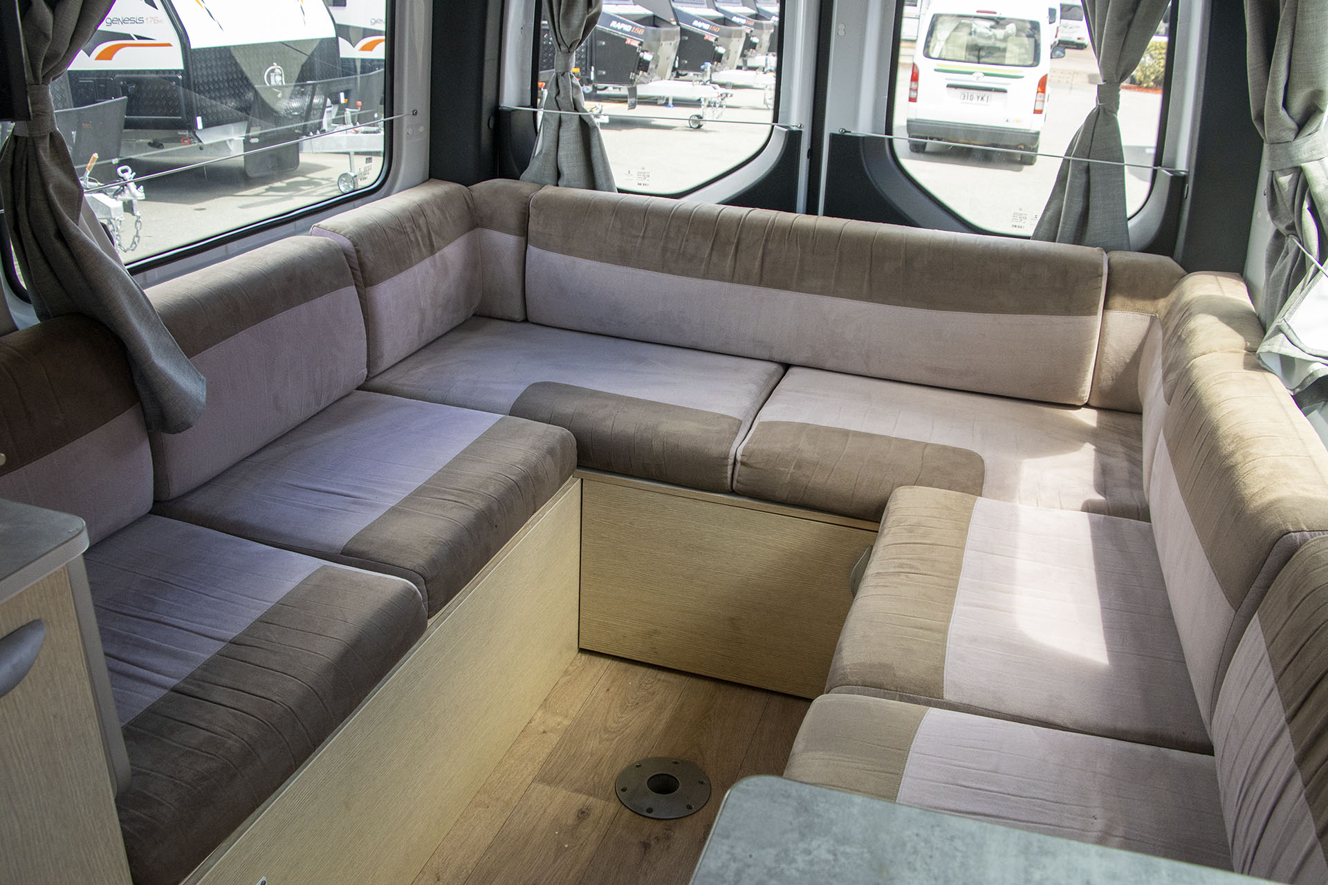 Carousel Popup Thumnails 20 - 2021 Kea Nomad M700 Mercedes 3 Berth