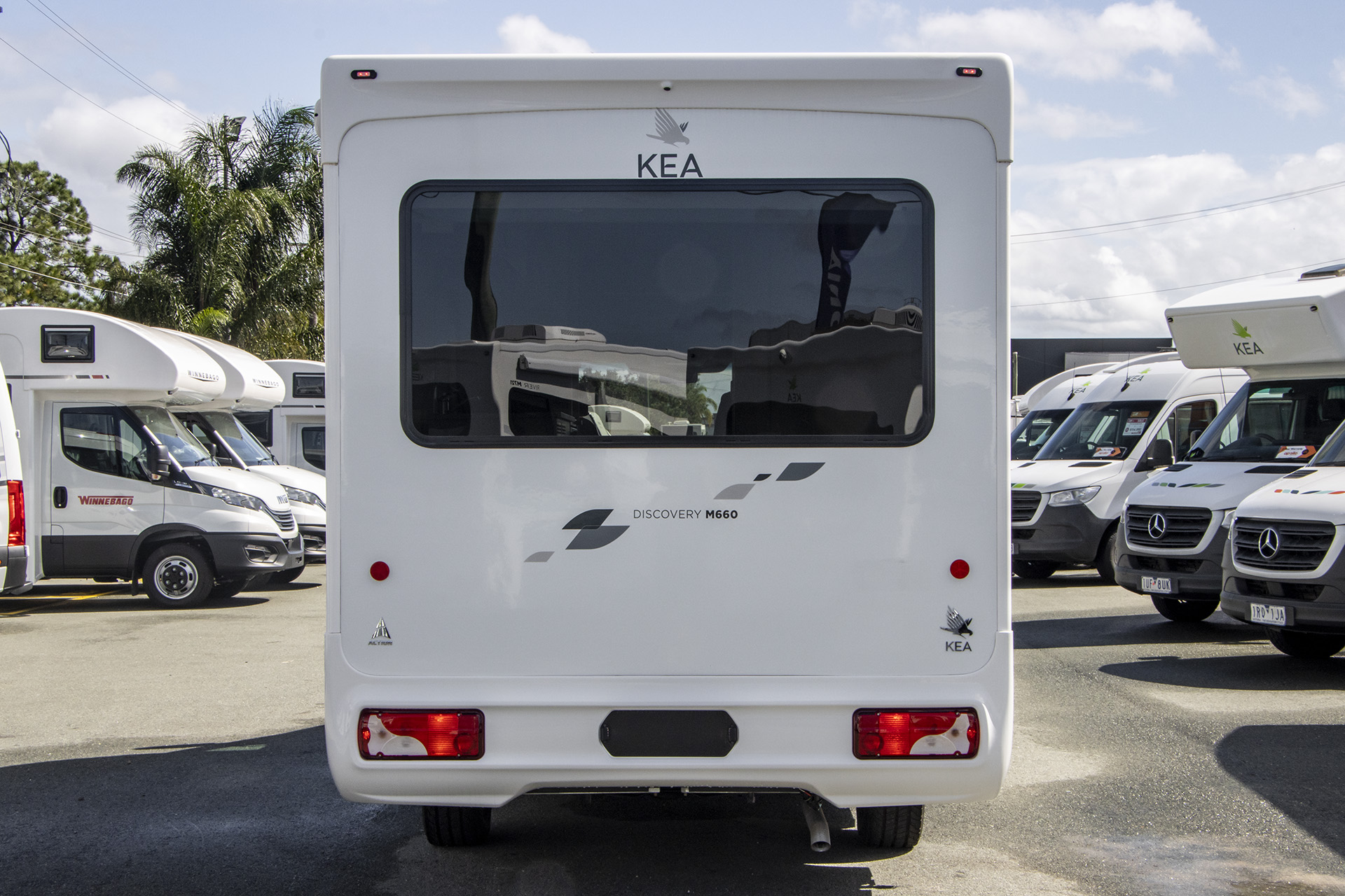 Carousel Popup Thumnails 8 - 2024 Kea Discovery M660 Mercedes 4 Berth