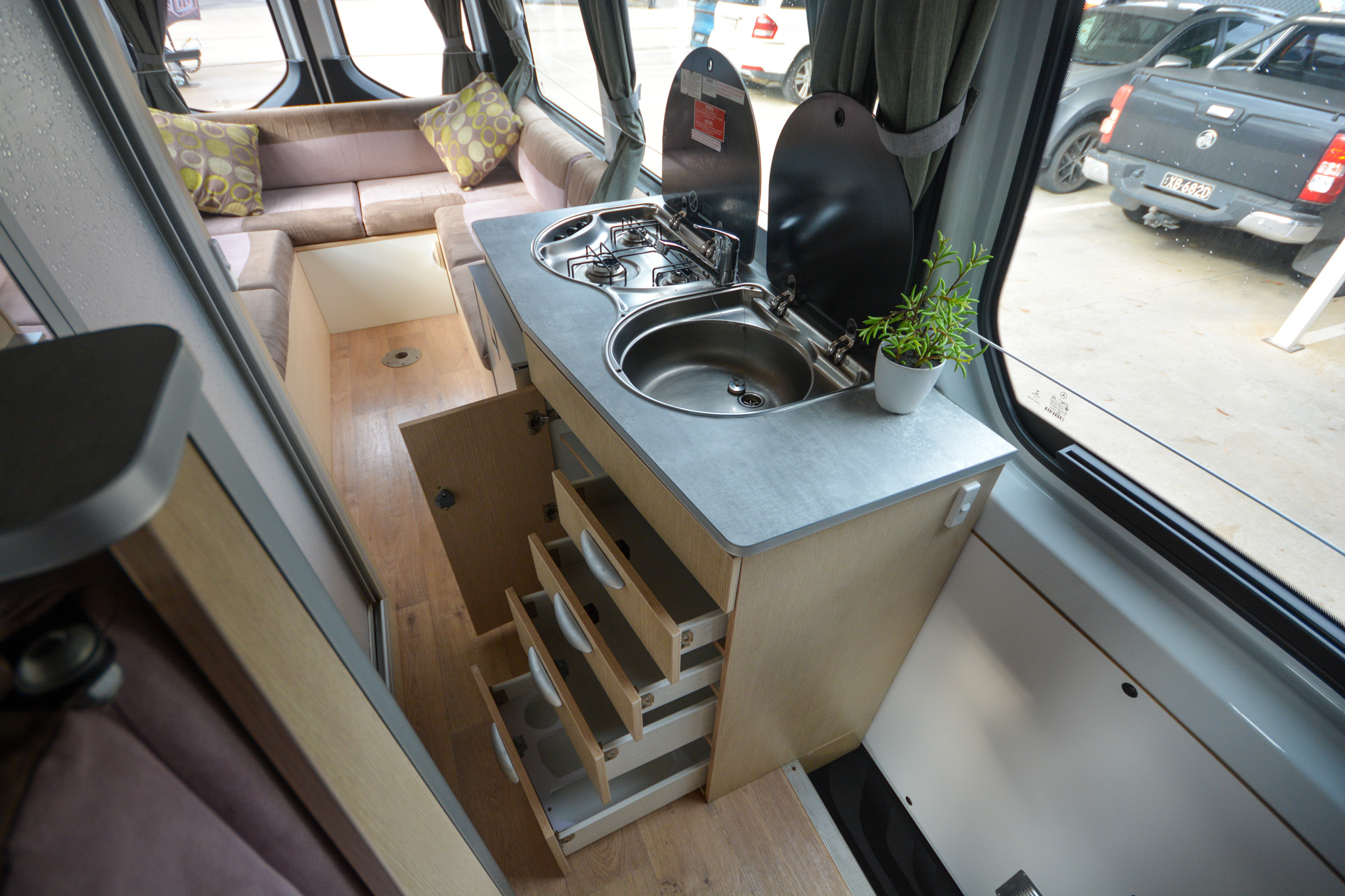 Carousel Popup Thumnails 30 - 2021 Kea Nomad M700 Mercedes 3 Berth