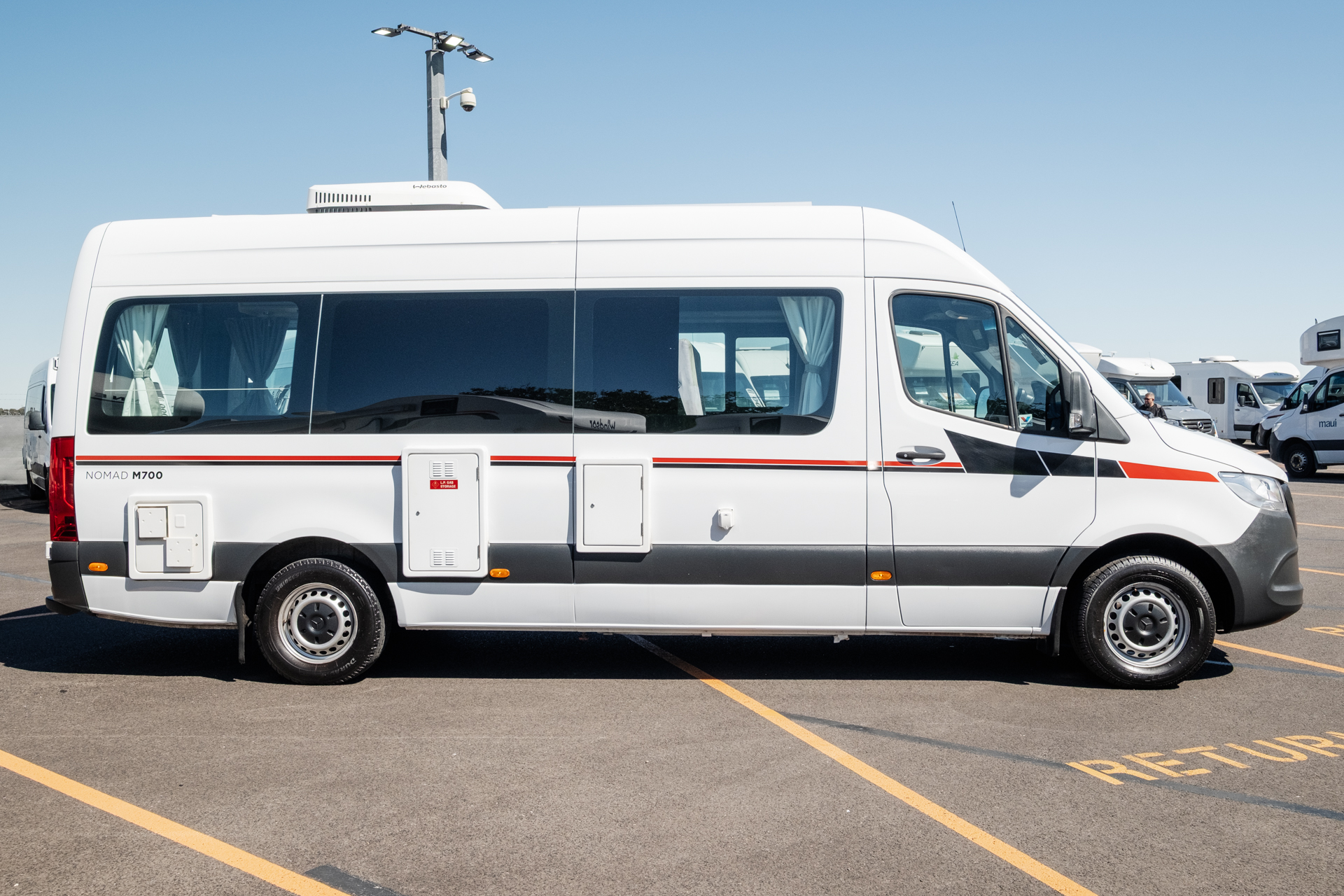 Carousel Popup Thumnails 8 - 2022 Kea Nomad M700 Mercedes 2 1 Berth