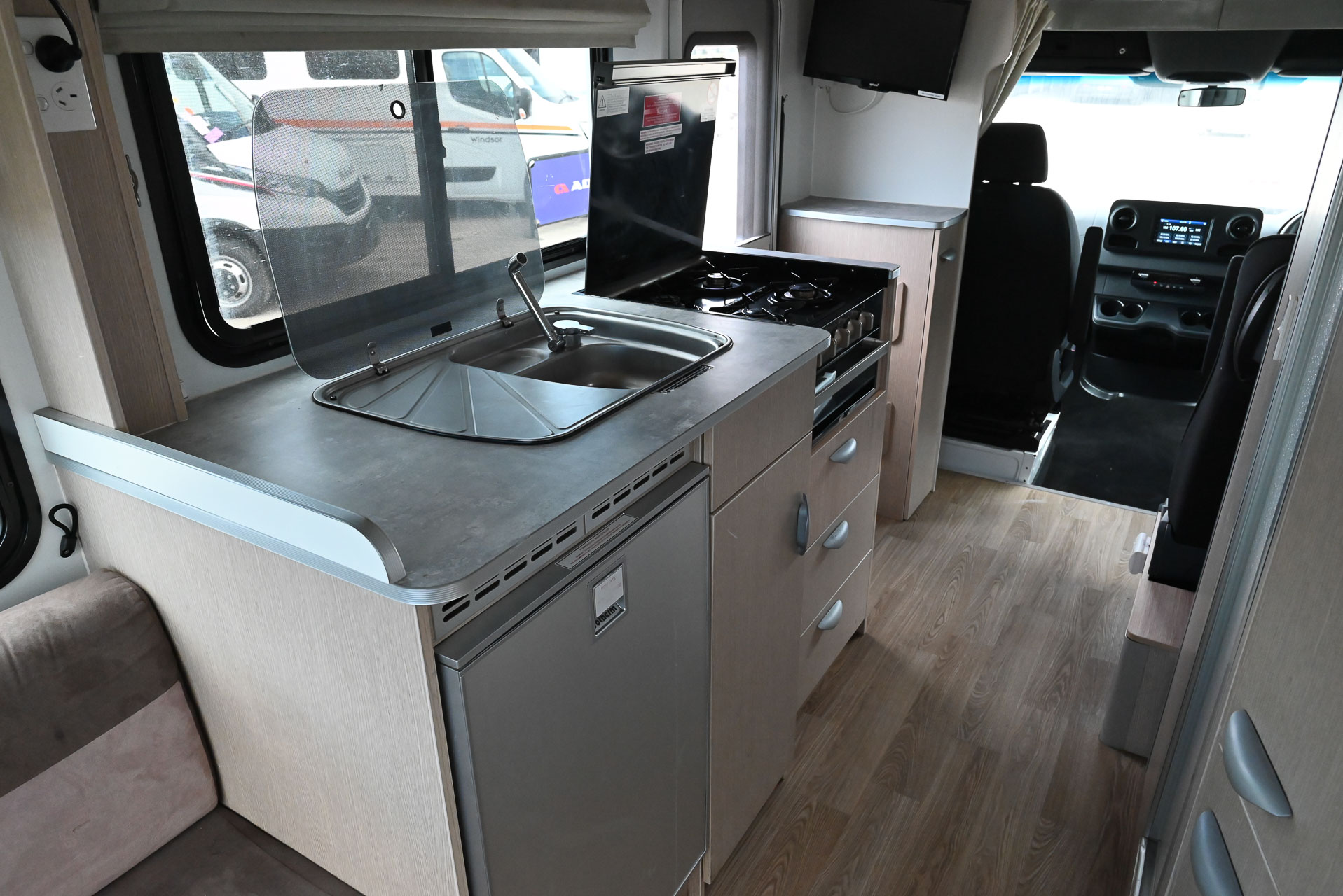 Carousel Popup Thumnails 22 - 2021 Kea Discovery M660 Mercedes 4 Berth